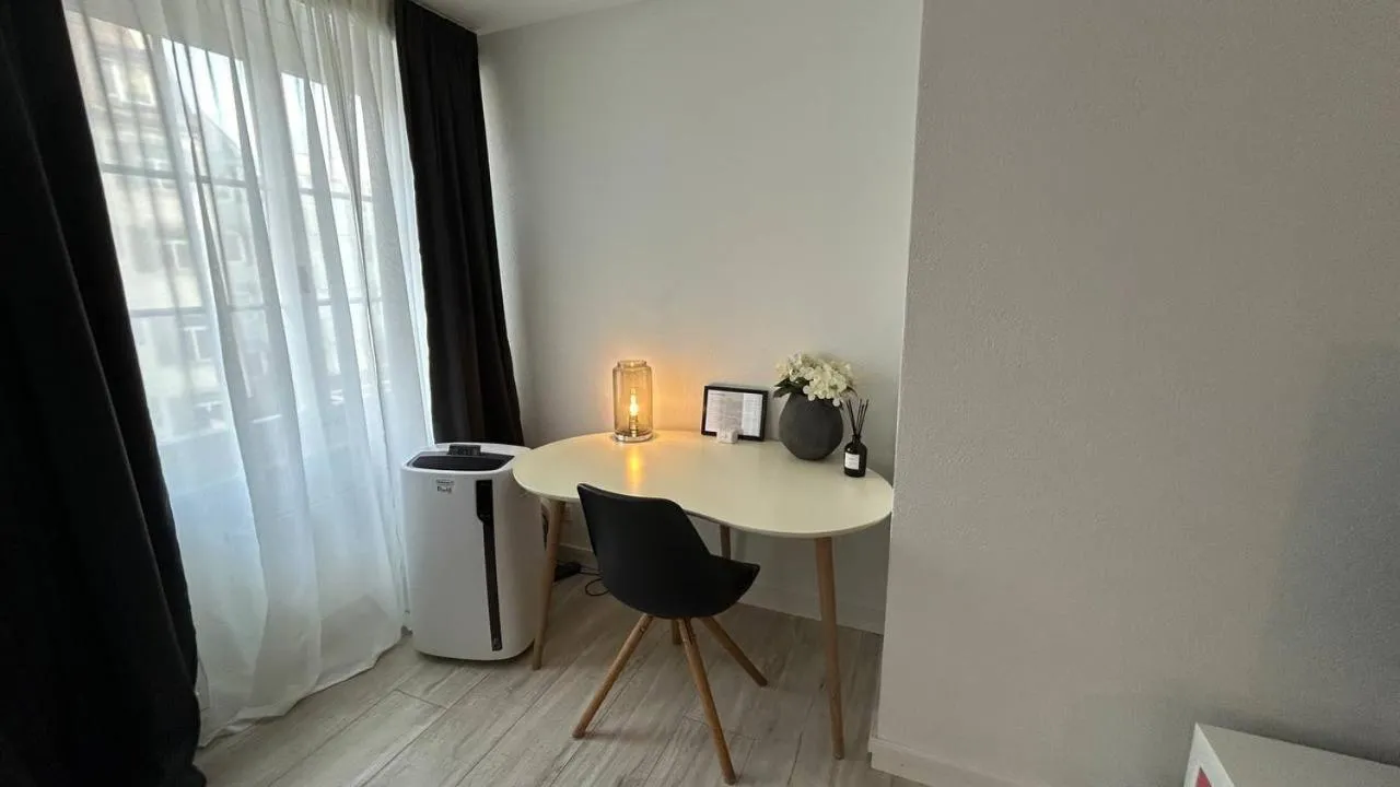 Paradeplatz Apartment by Airhome