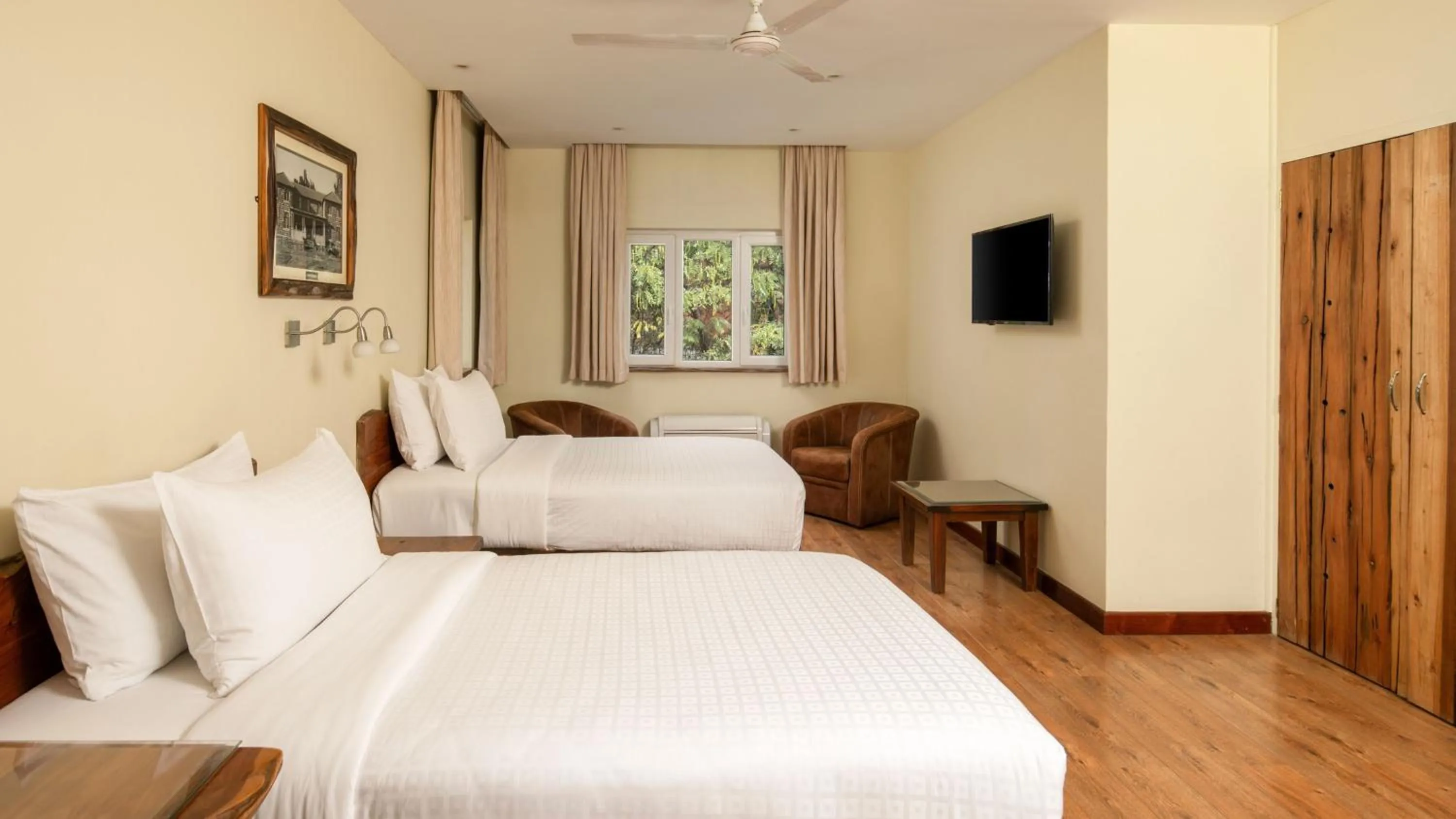 Photo of the whole room, Bed in Fairview Hotel Nairobi