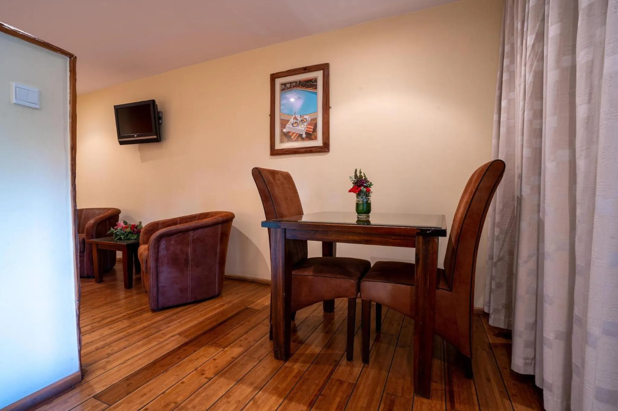 Photo of the whole room, Dining Area in Fairview Nairobi