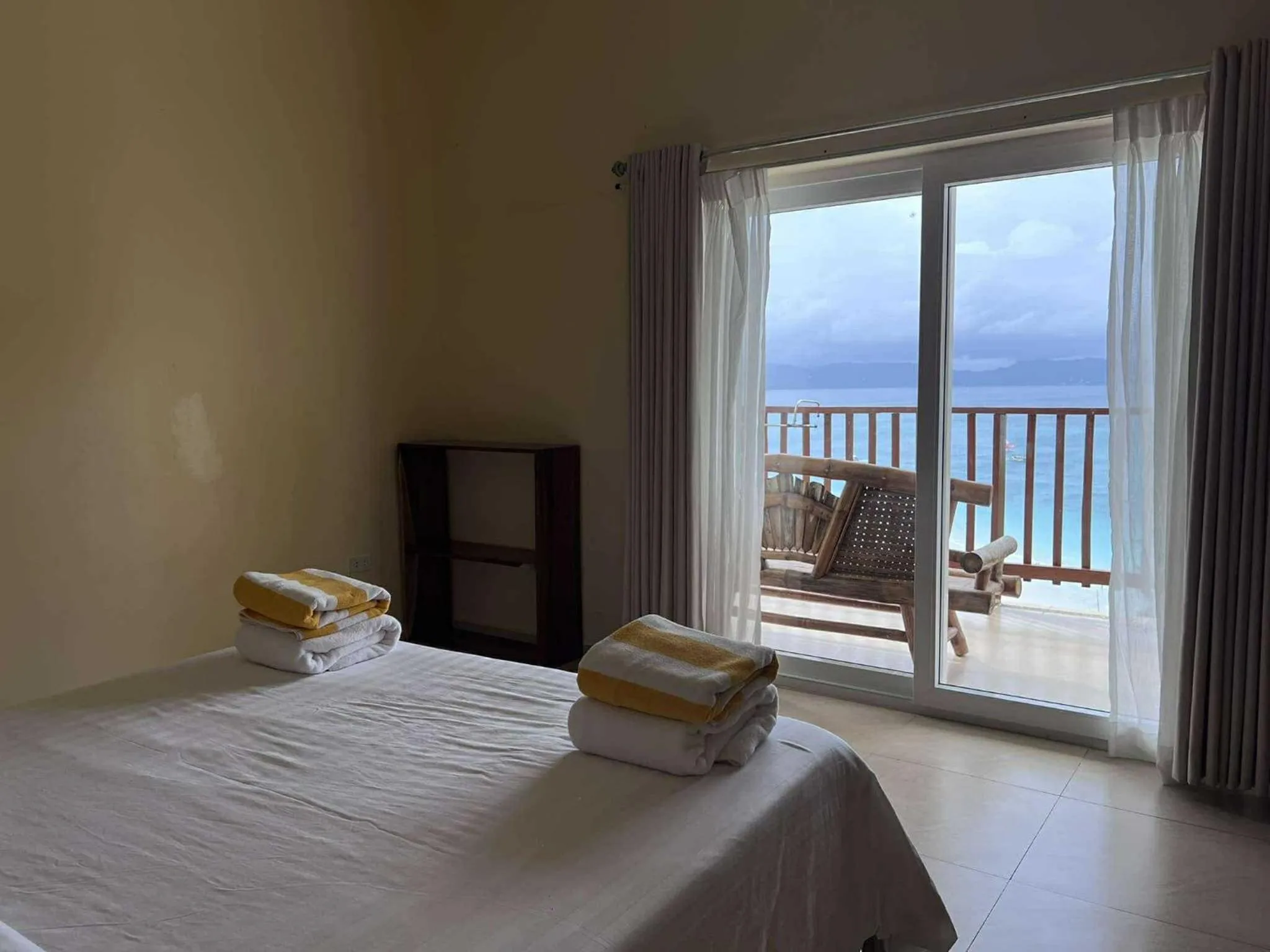 Balcony/Terrace, Bed in Boracay Amor Apartment