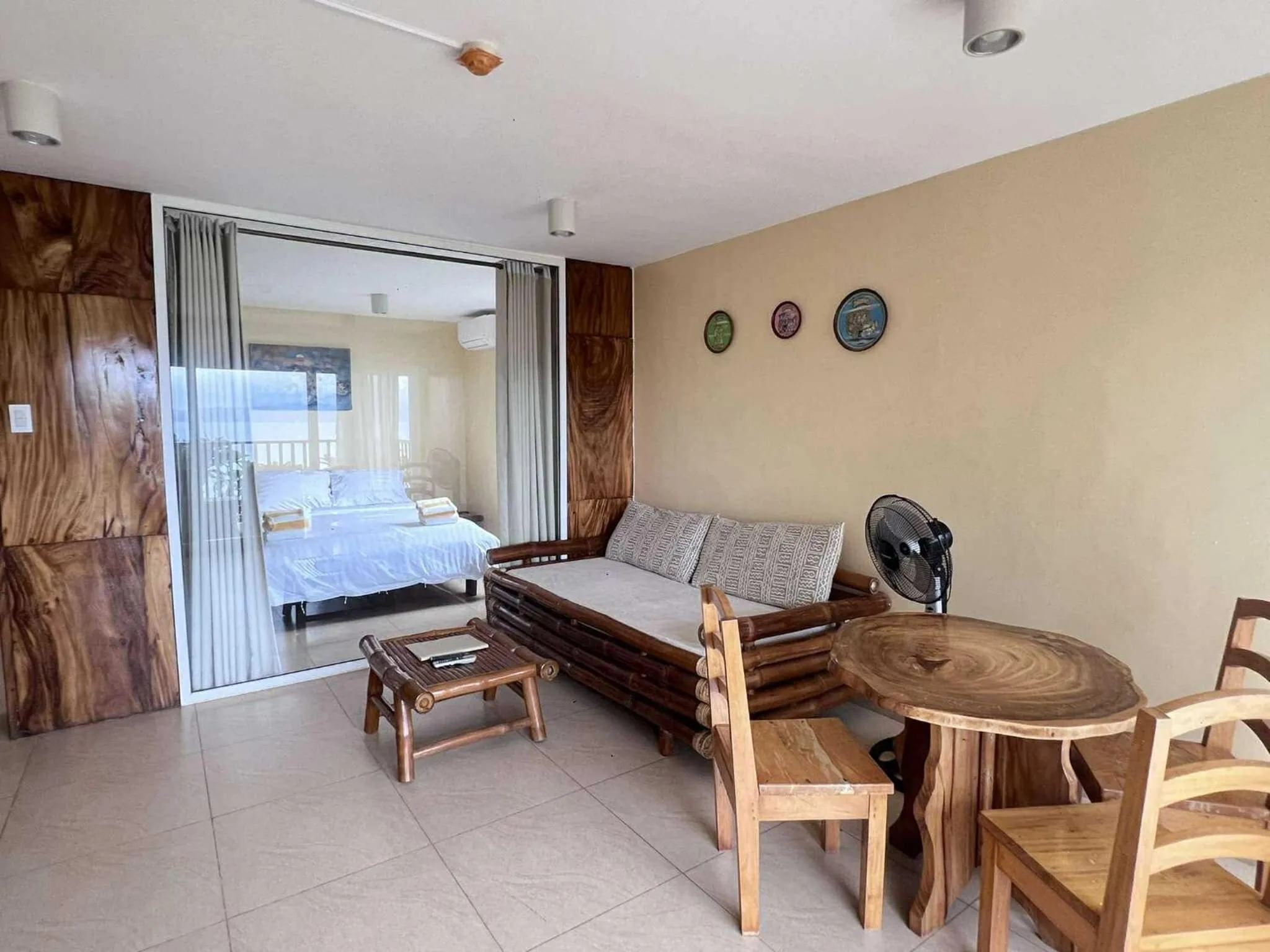 Living room, Bed in Boracay Amor Apartment