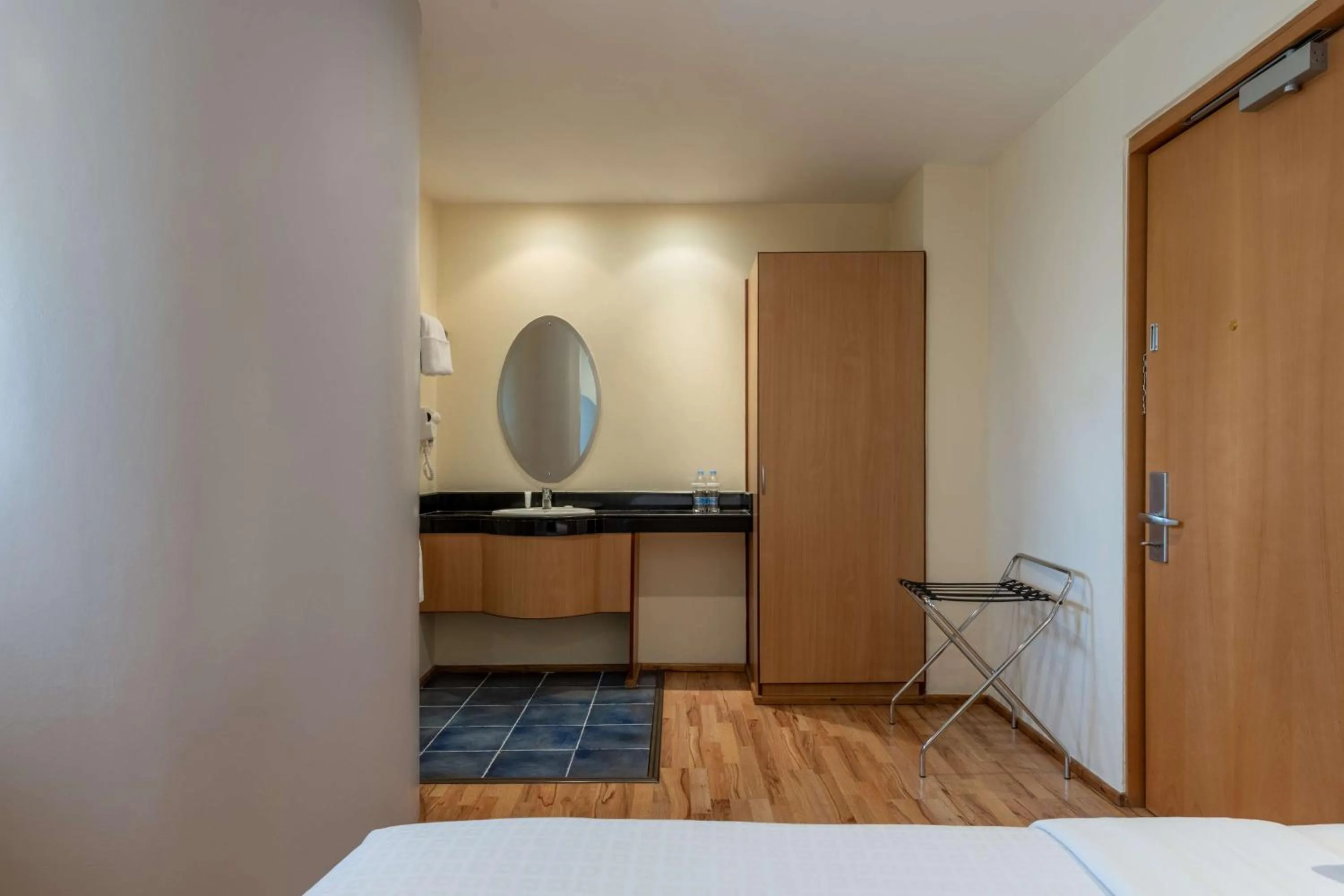 Bedroom in Best Western Nairobi Upper Hill