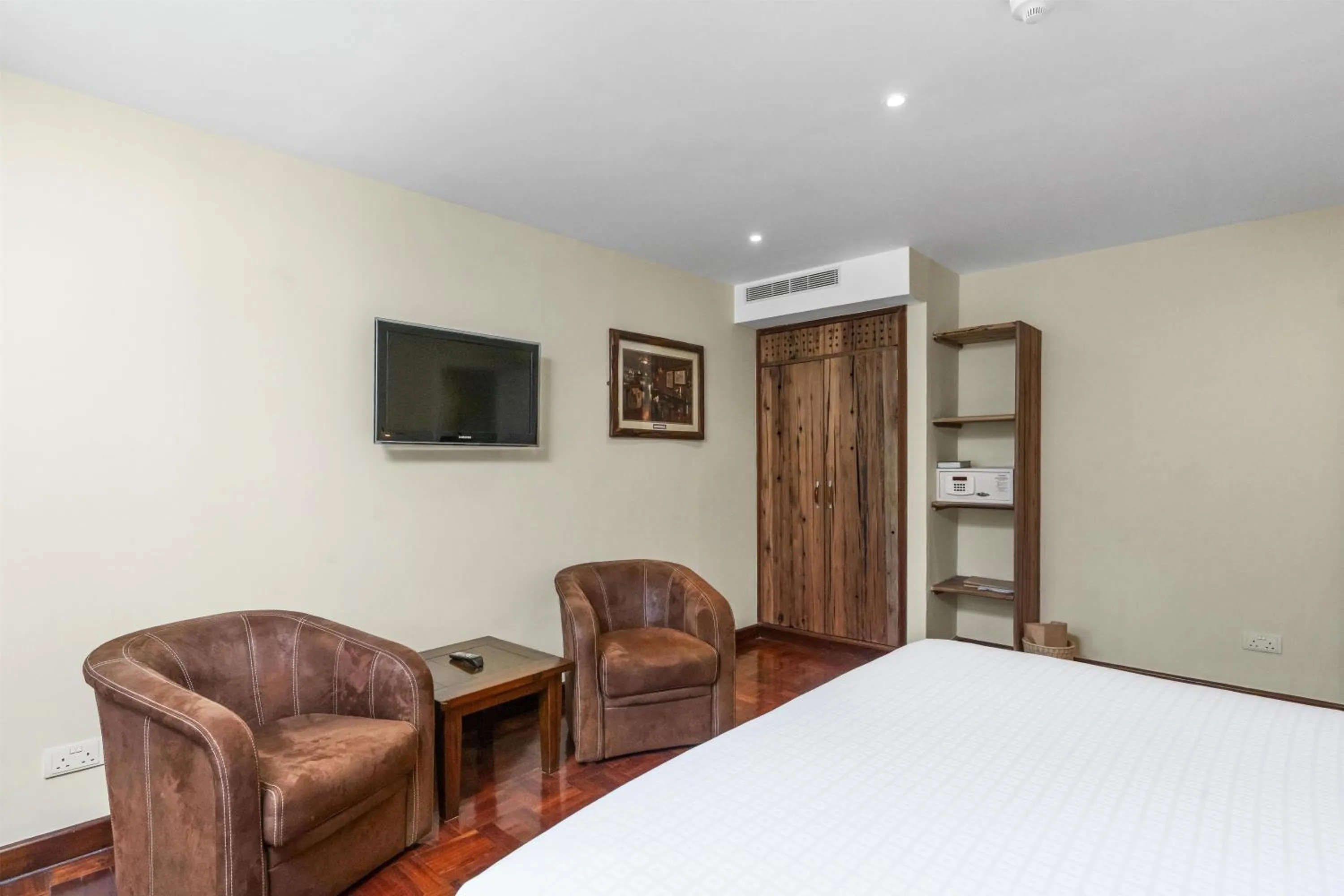 Bedroom, Bed in Best Western Nairobi Upper Hill