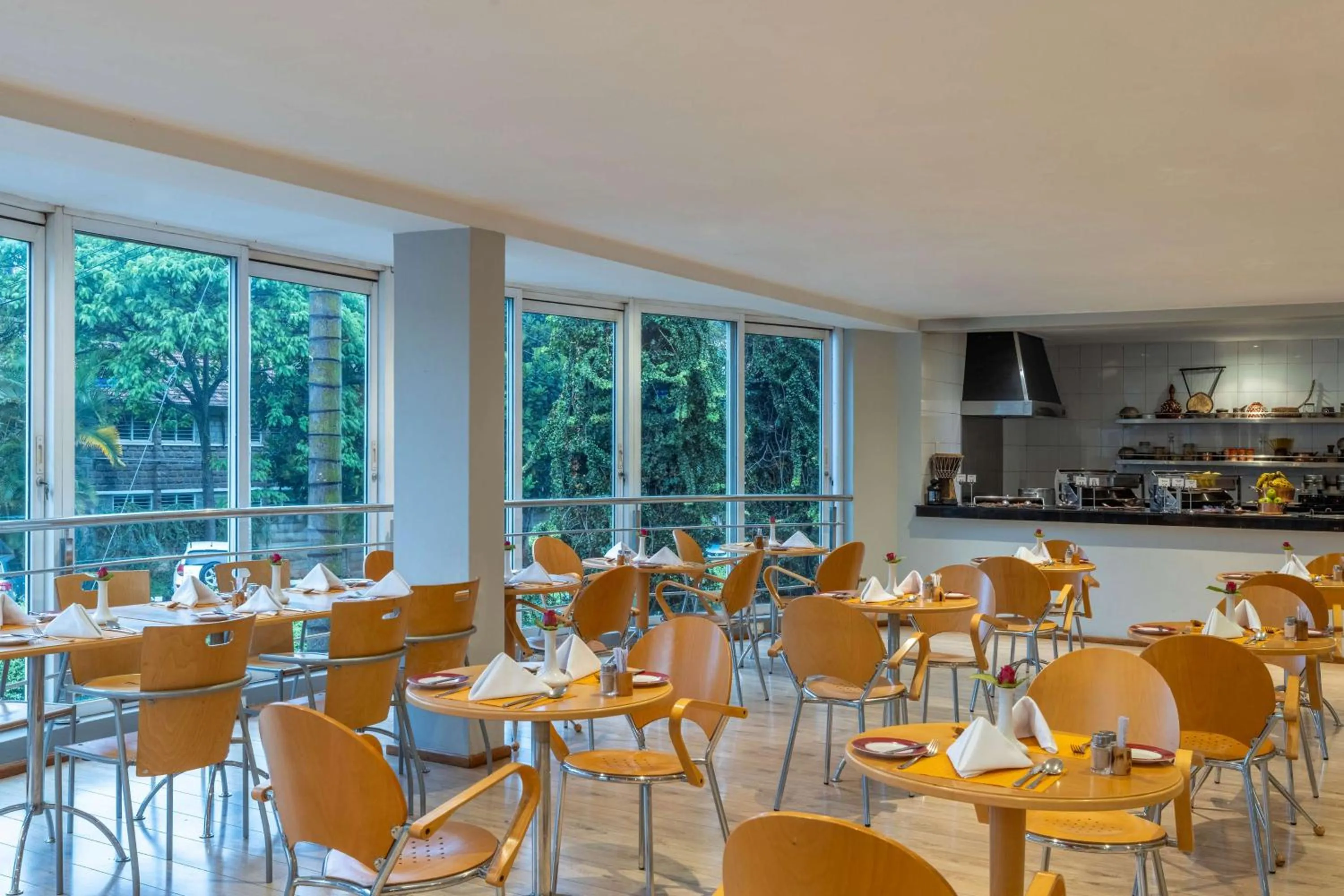 Restaurant/places to eat in Best Western Nairobi Upper Hill