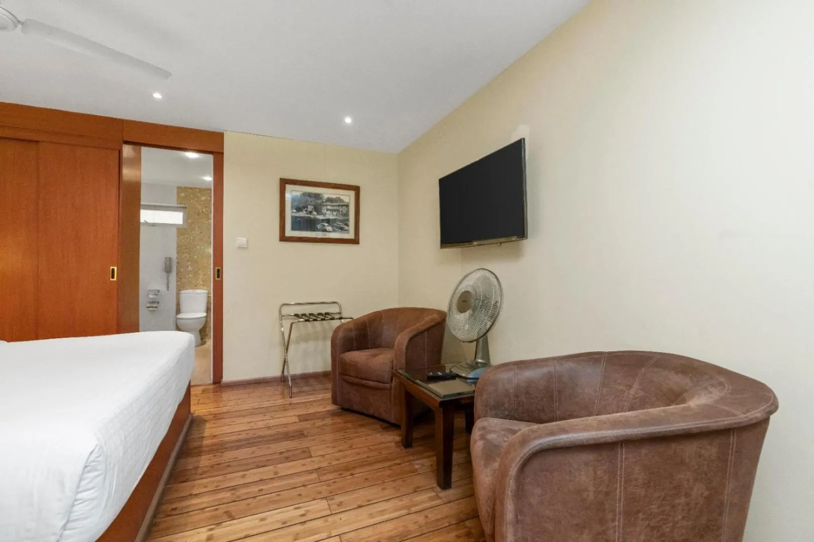 Bedroom, Bed in Best Western Nairobi Upper Hill