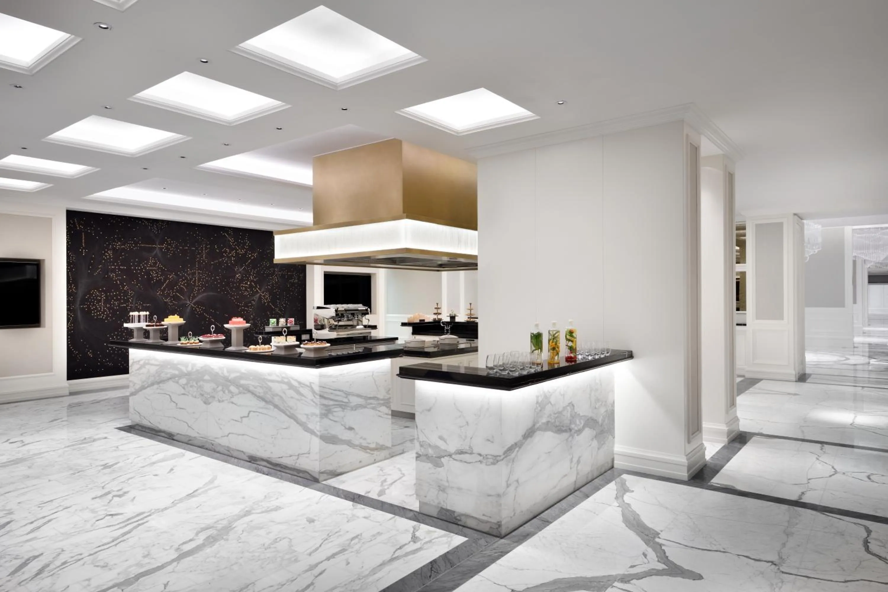 Restaurant/places to eat in Kempinski The Boulevard Dubai