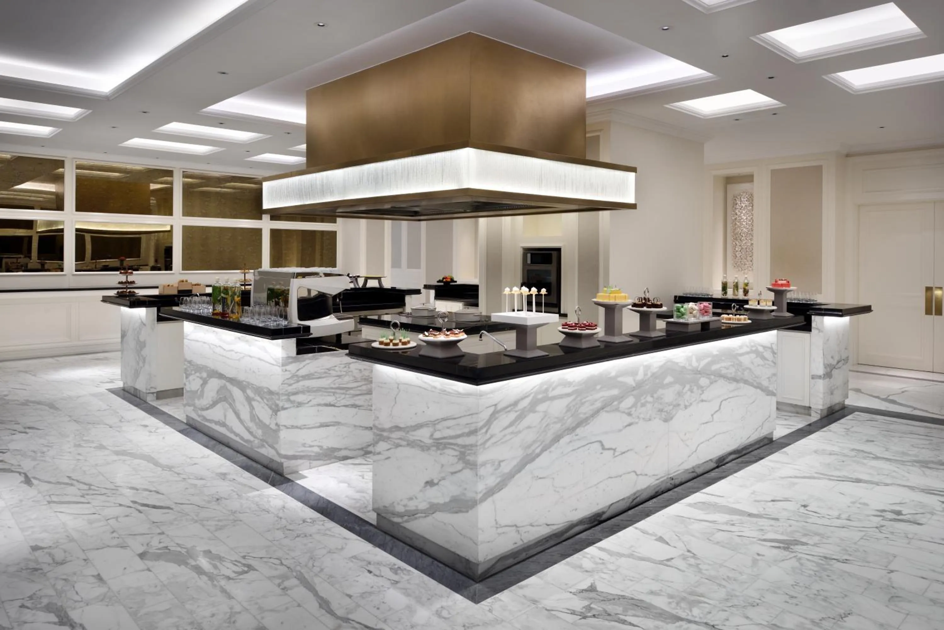 Restaurant/places to eat in Kempinski The Boulevard Dubai