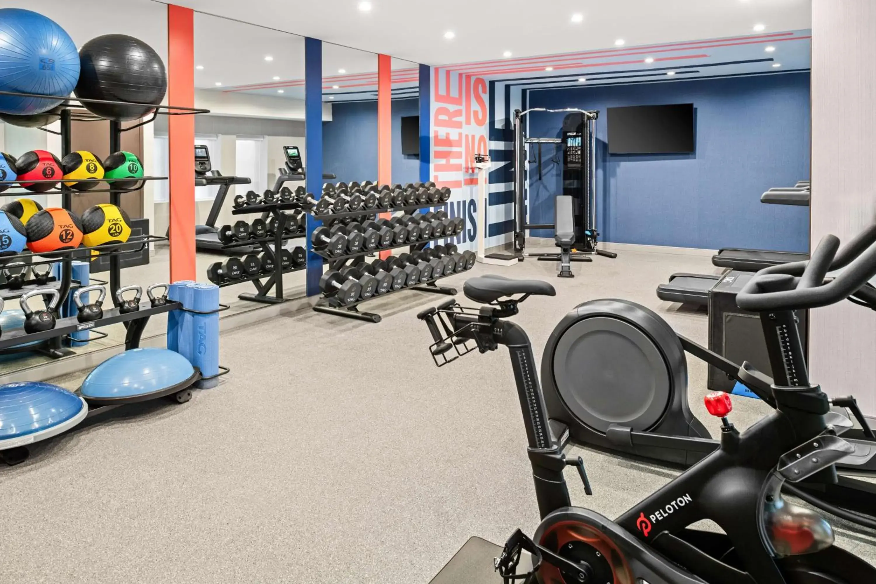 Fitness centre/facilities in Hampton Inn by Hilton Costa Mesa Newport Beach Fitness centre/facilities in Hampton Inn by Hilton Costa Mesa Newport Beach