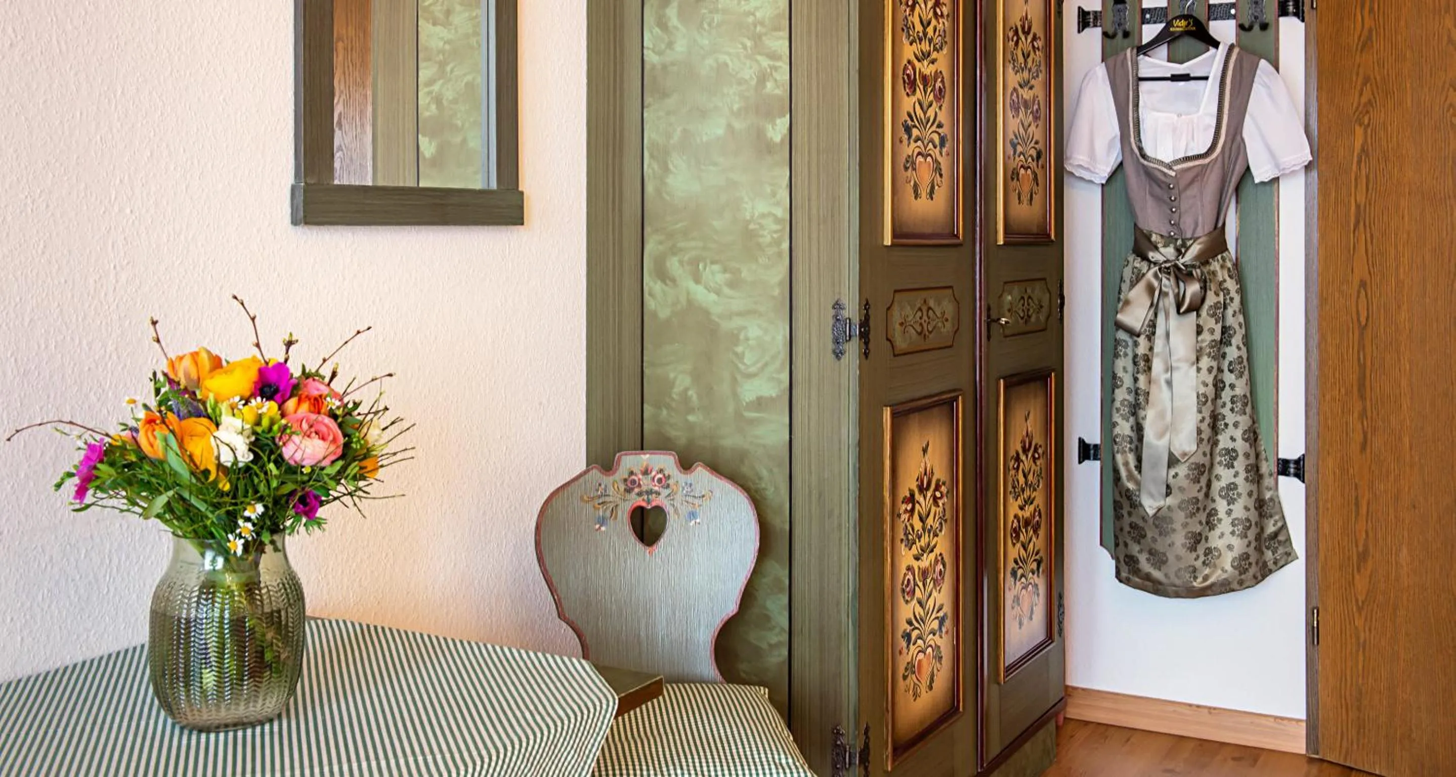 Decorative detail in Victor's Seehotel Weingärtner Bostalsee