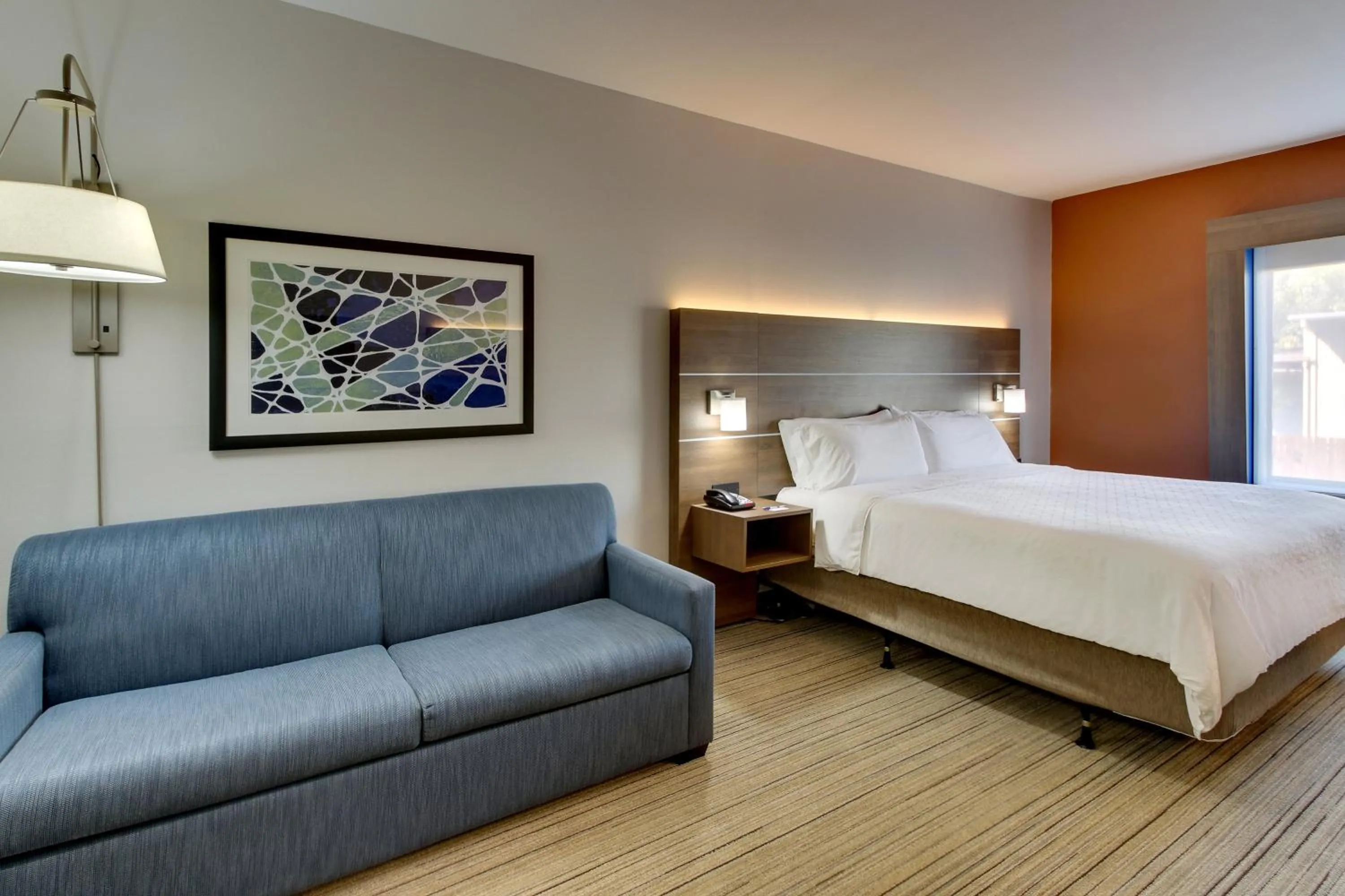 Bedroom, Bed in Holiday Inn Express Hotel & Suites - Atlanta/Emory University Area by IHG