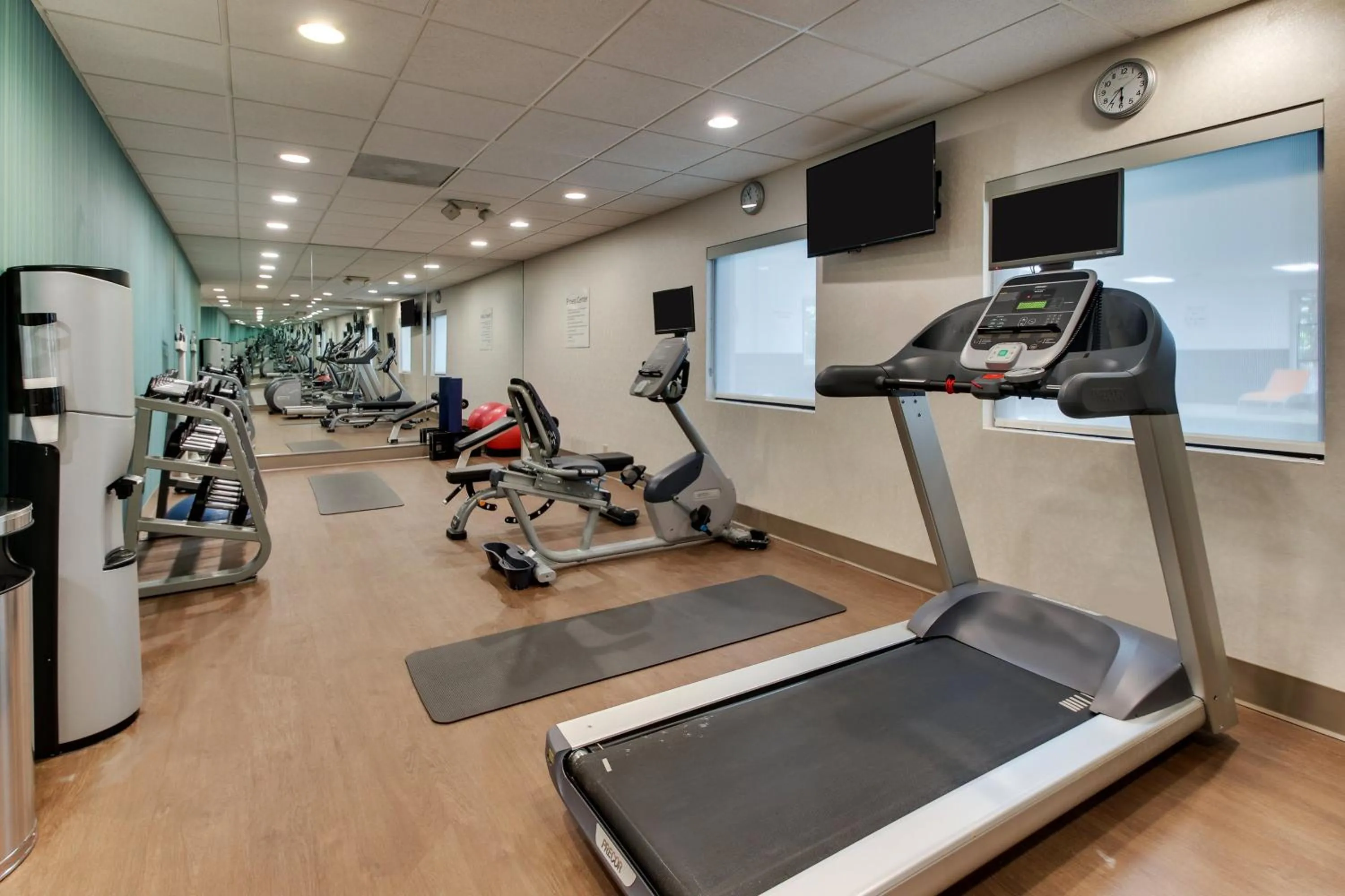 Fitness centre/facilities in Holiday Inn Express Hotel & Suites - Atlanta/Emory University Area by IHG