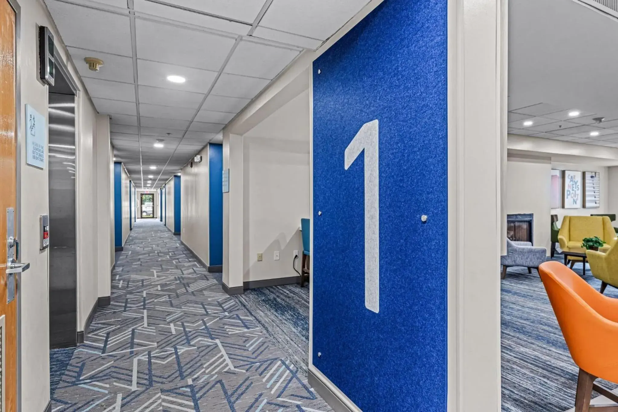 Lobby or reception in Holiday Inn Express & Suites Carneys Point - Pennsville by IHG Lobby or reception in Holiday Inn Express & Suites Carneys Point - Pennsville by IHG