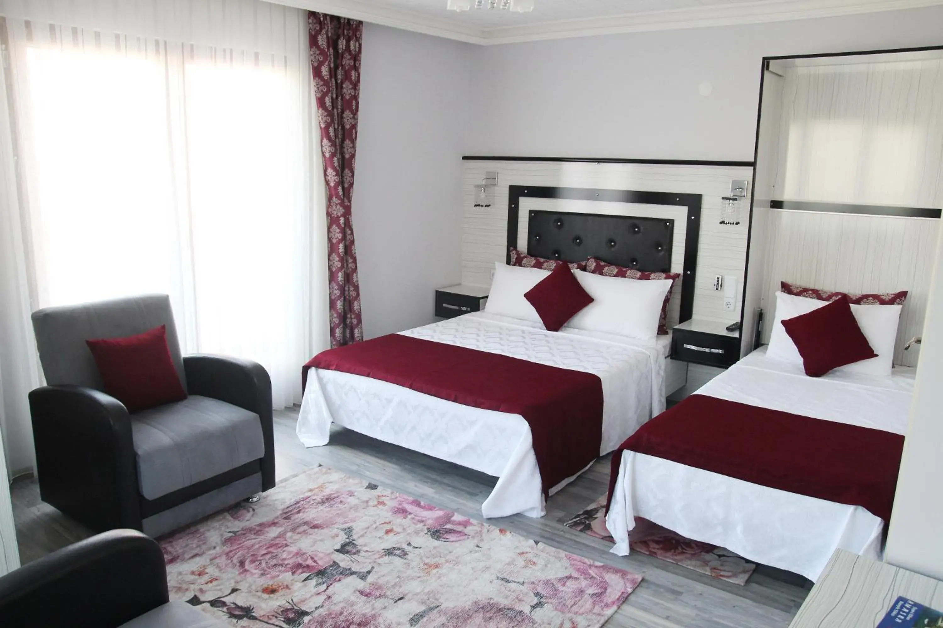 Luxury Triple Room in Kural Pansiyon Luxury Triple Room in Kural Pansiyon