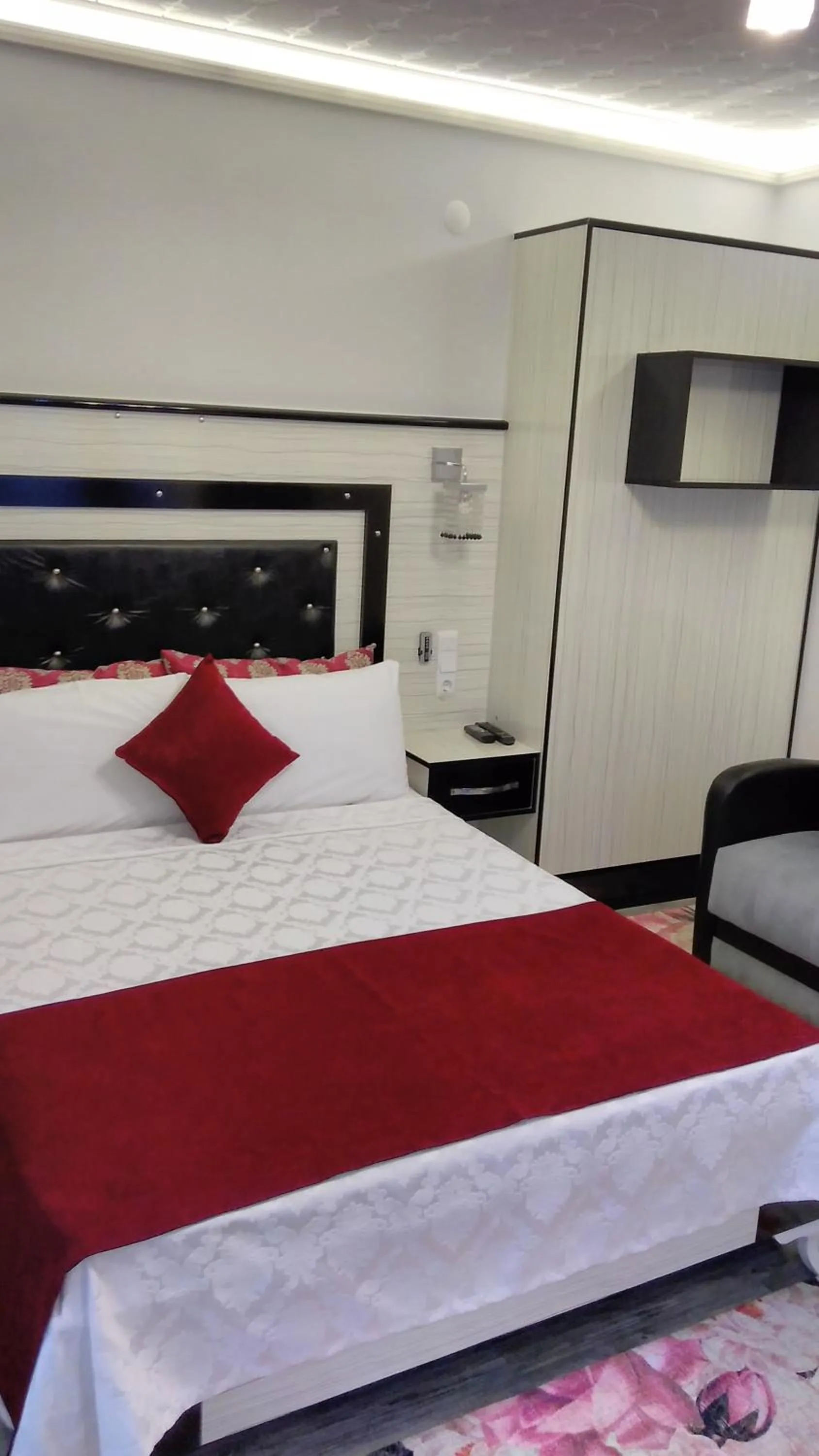 Property building, Bed in Kural Pansiyon