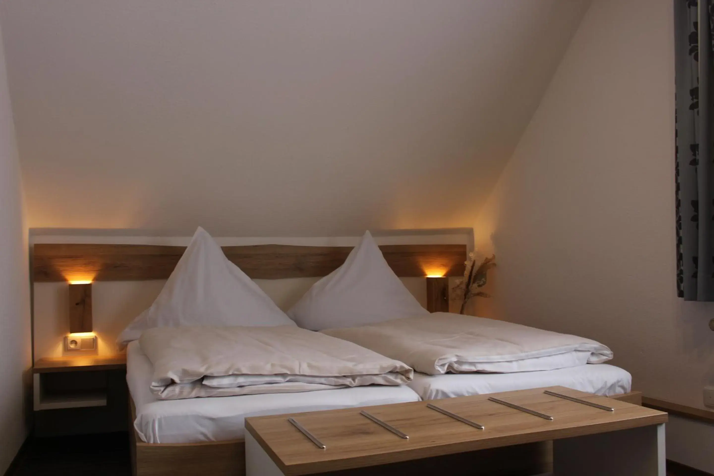 Bedroom, Bed in Hotel Berghof Wasserkuppe & Gästehaus Fuldaquelle Bedroom, Bed in Hotel Berghof Wasserkuppe & Gästehaus Fuldaquelle