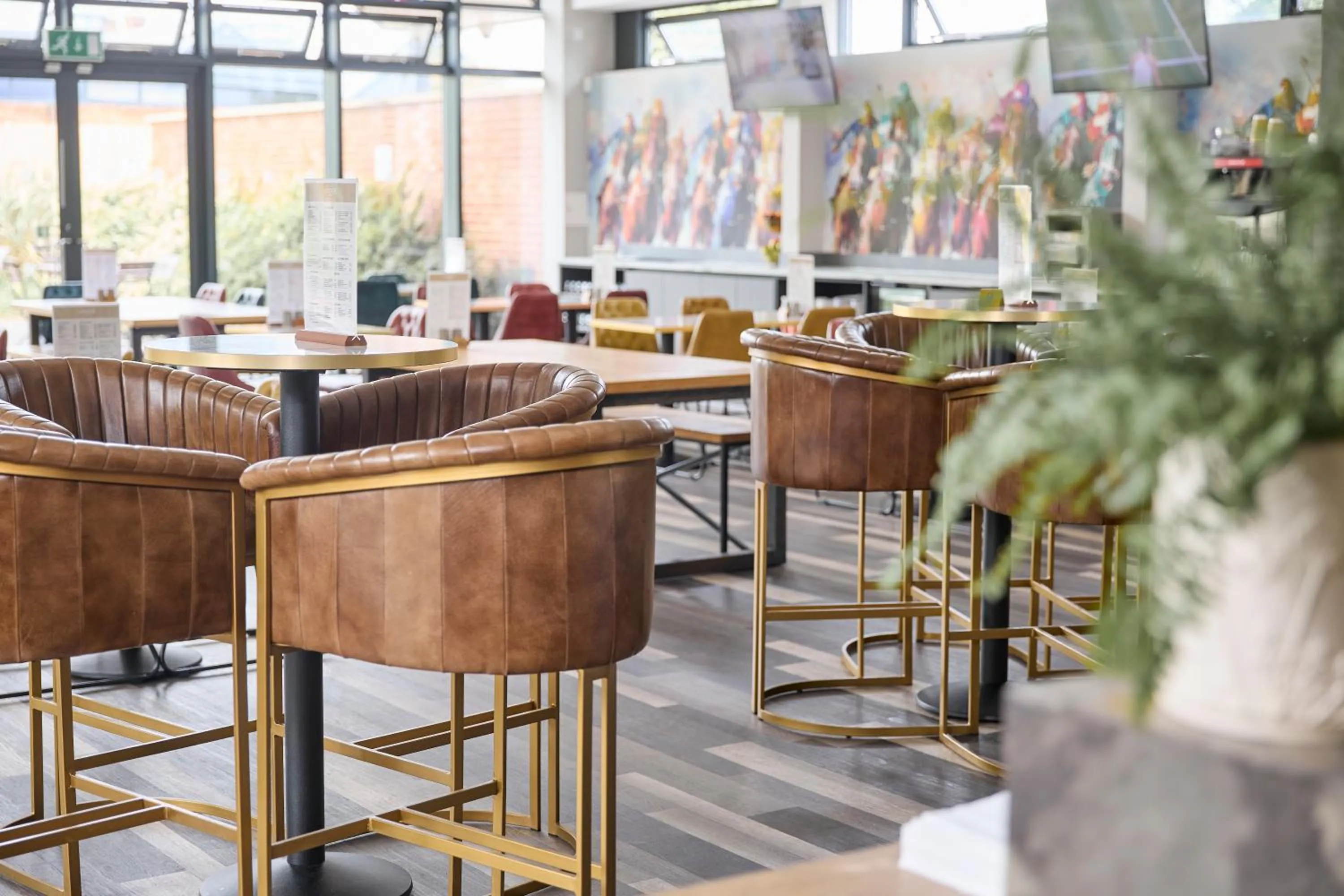 Restaurant/places to eat in The Lodge Hotel