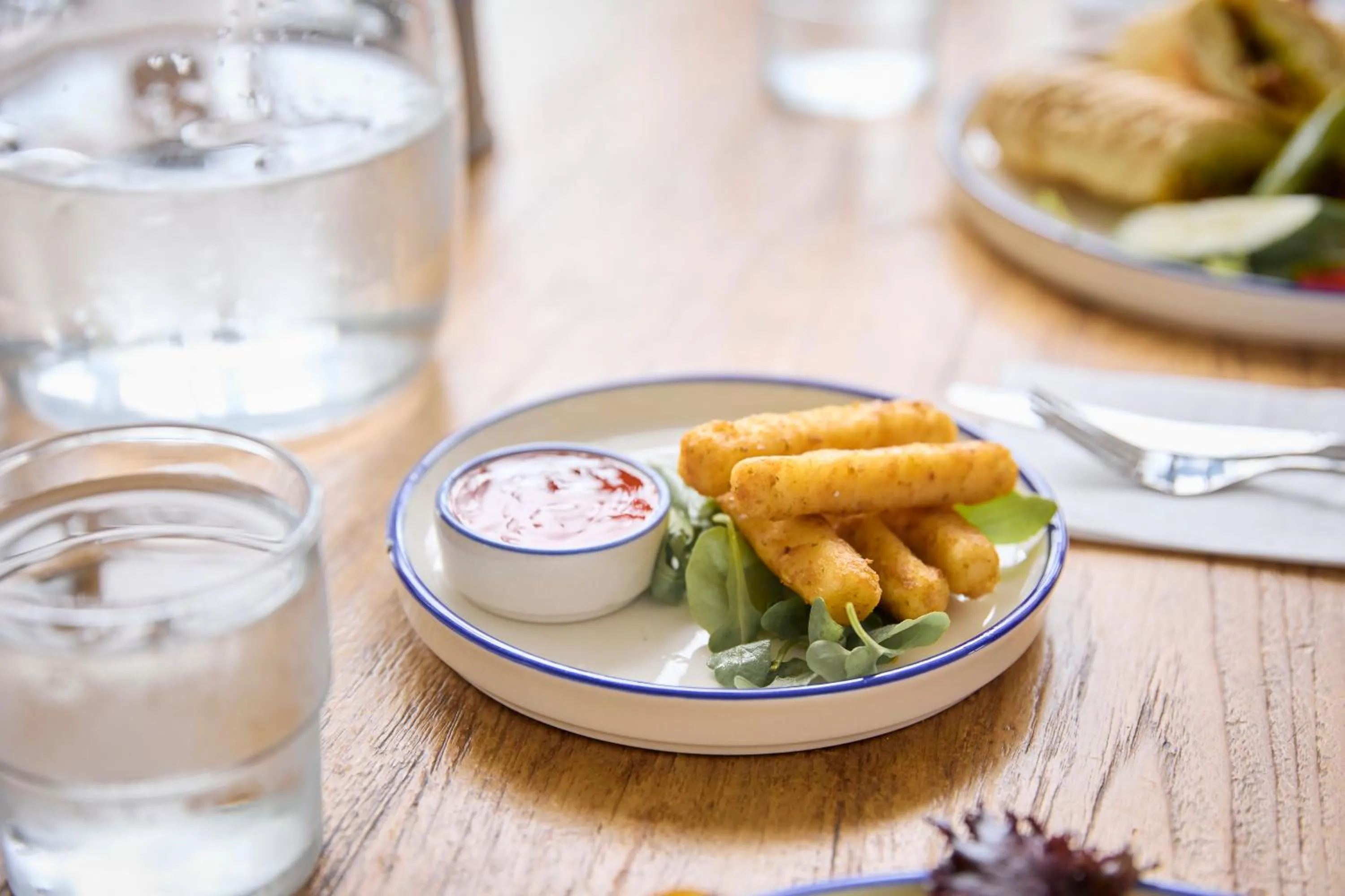 Restaurant/places to eat in The Lodge Hotel