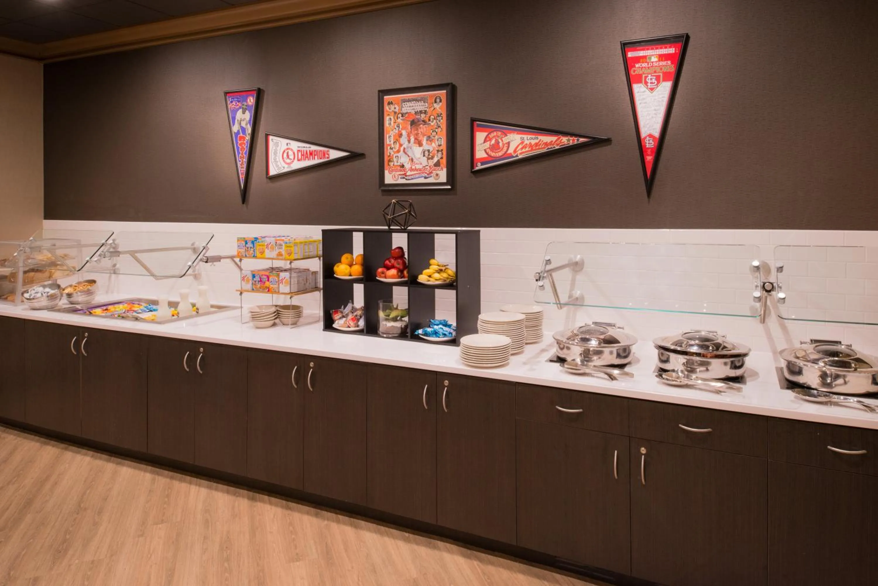 Breakfast in The Arch Convention Hotel