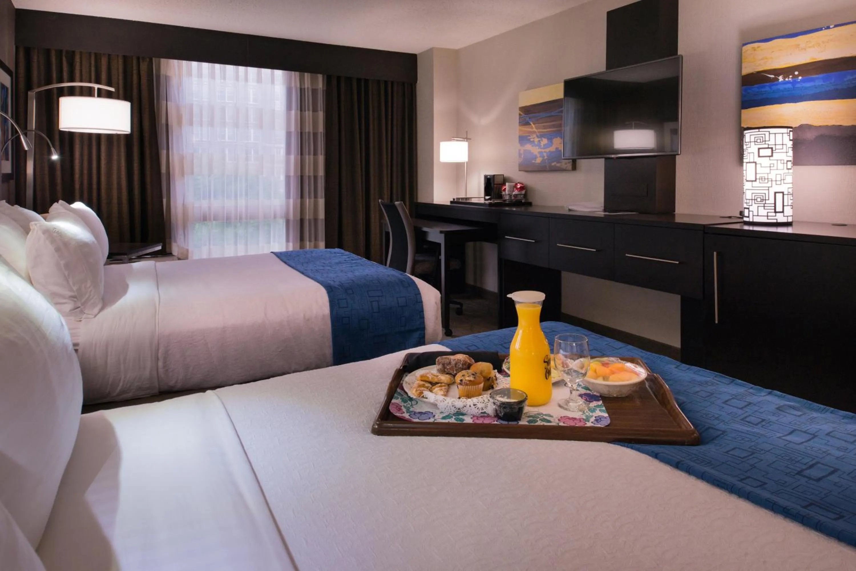 Photo of the whole room, Bed in The Arch Convention Hotel