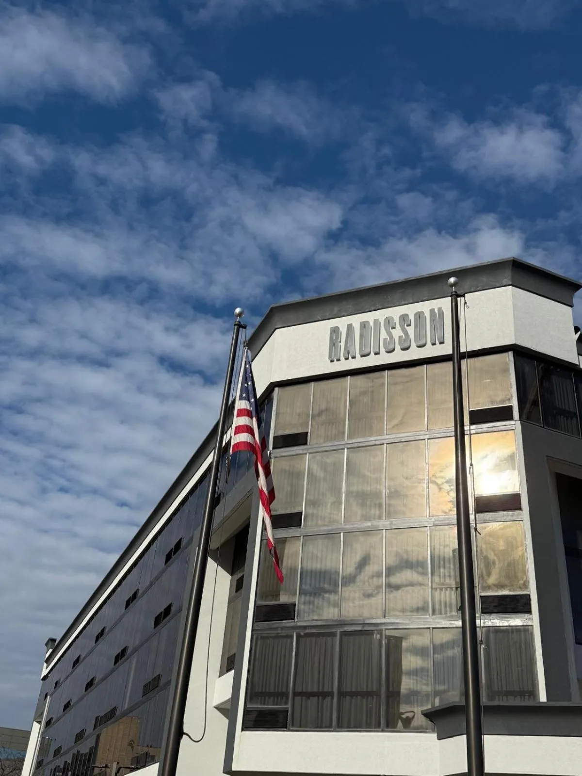 Property building in Radisson Hotel St Louis Downtown Convention Center