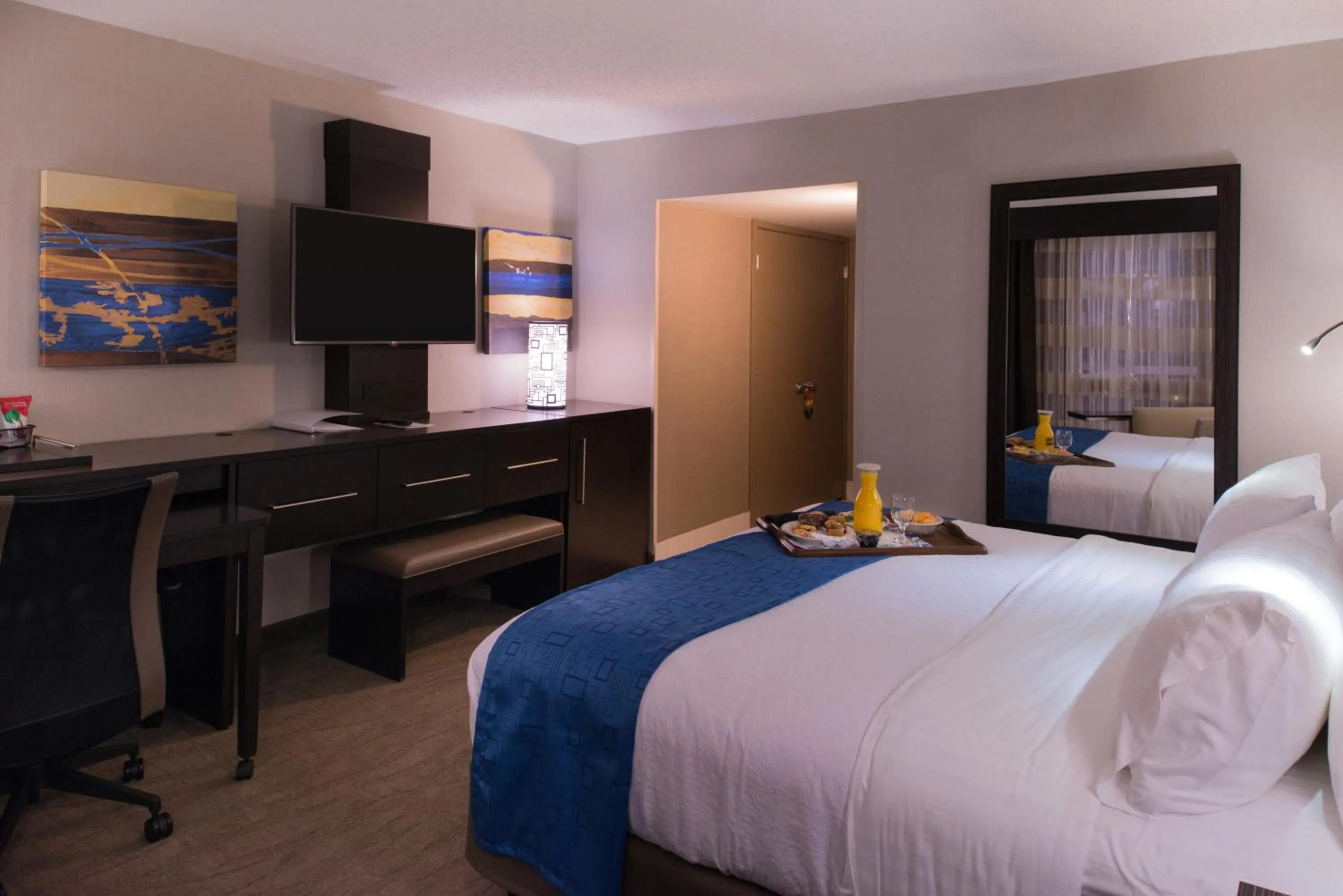 Bed in The Arch Convention Hotel