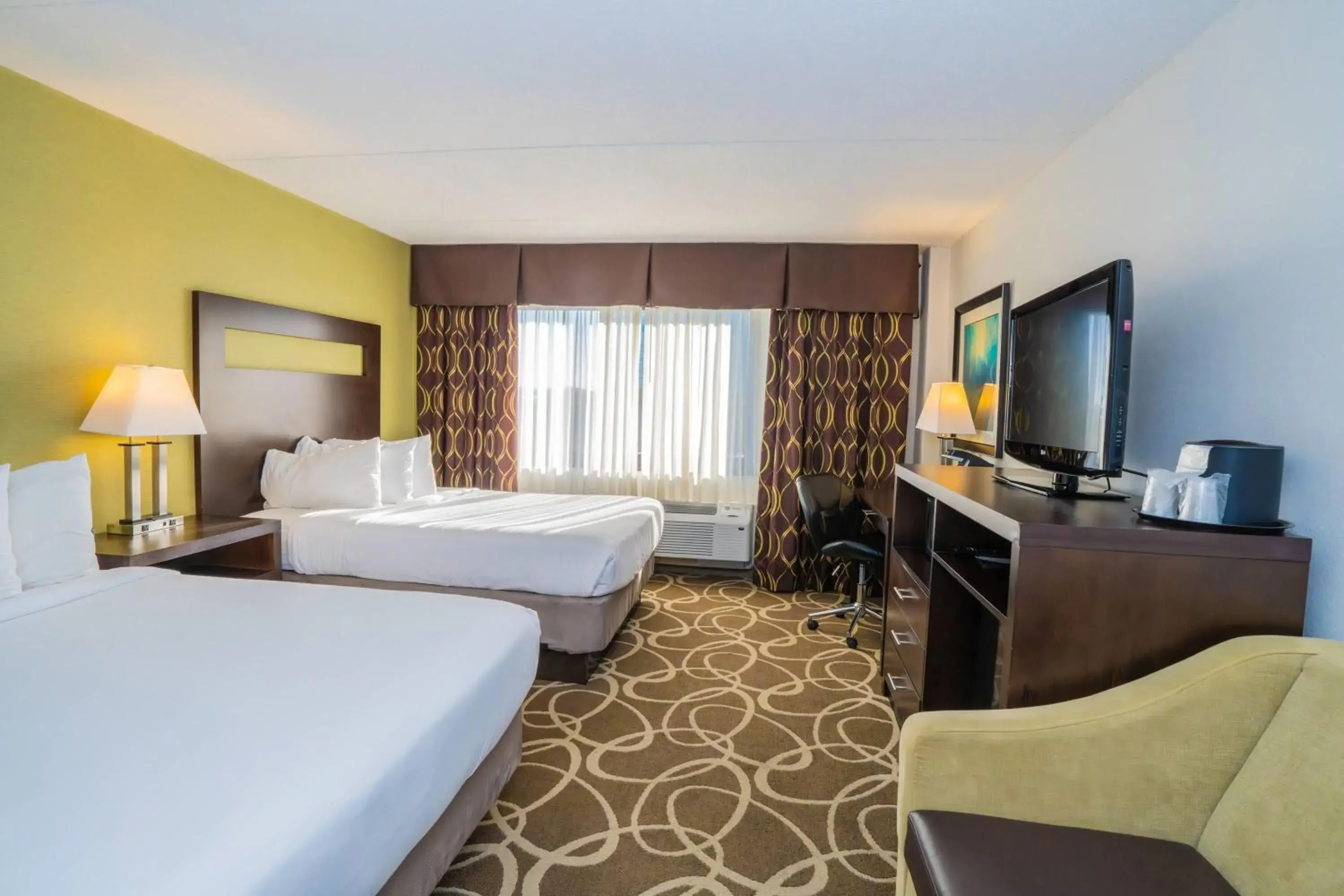 Photo of the whole room, Bed in Elimwood Hotel, a Ramada by Wyndham Photo of the whole room, Bed in Elimwood Hotel, a Ramada by Wyndham