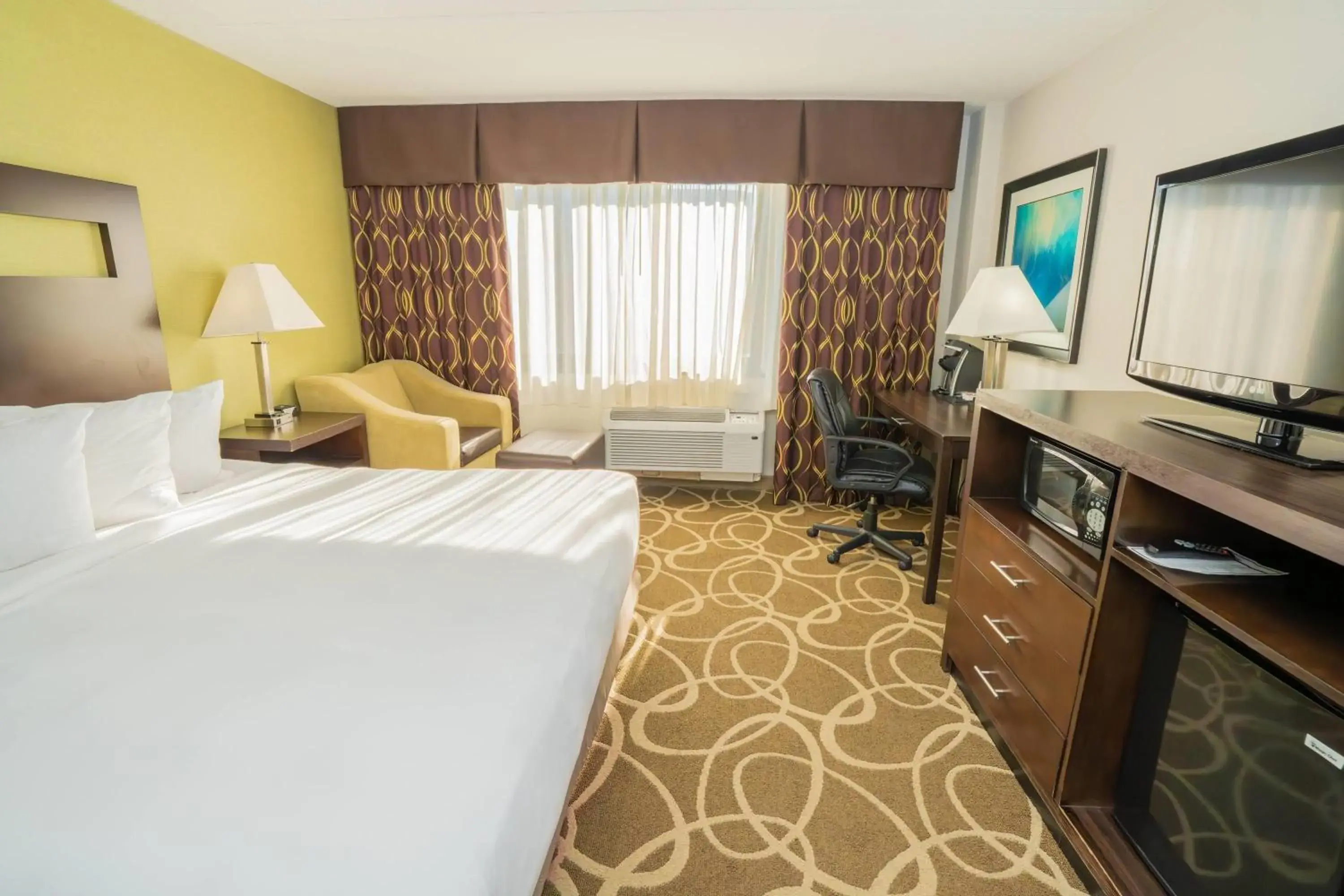 Photo of the whole room, Bed in Elimwood Hotel, a Ramada by Wyndham Photo of the whole room, Bed in Elimwood Hotel, a Ramada by Wyndham