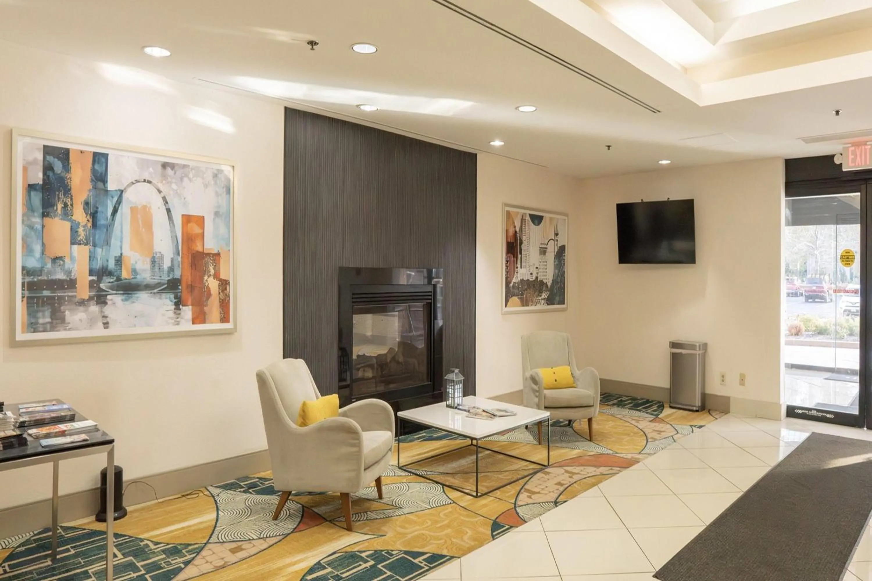 Lobby or reception in Elimwood Hotel, a Ramada by Wyndham