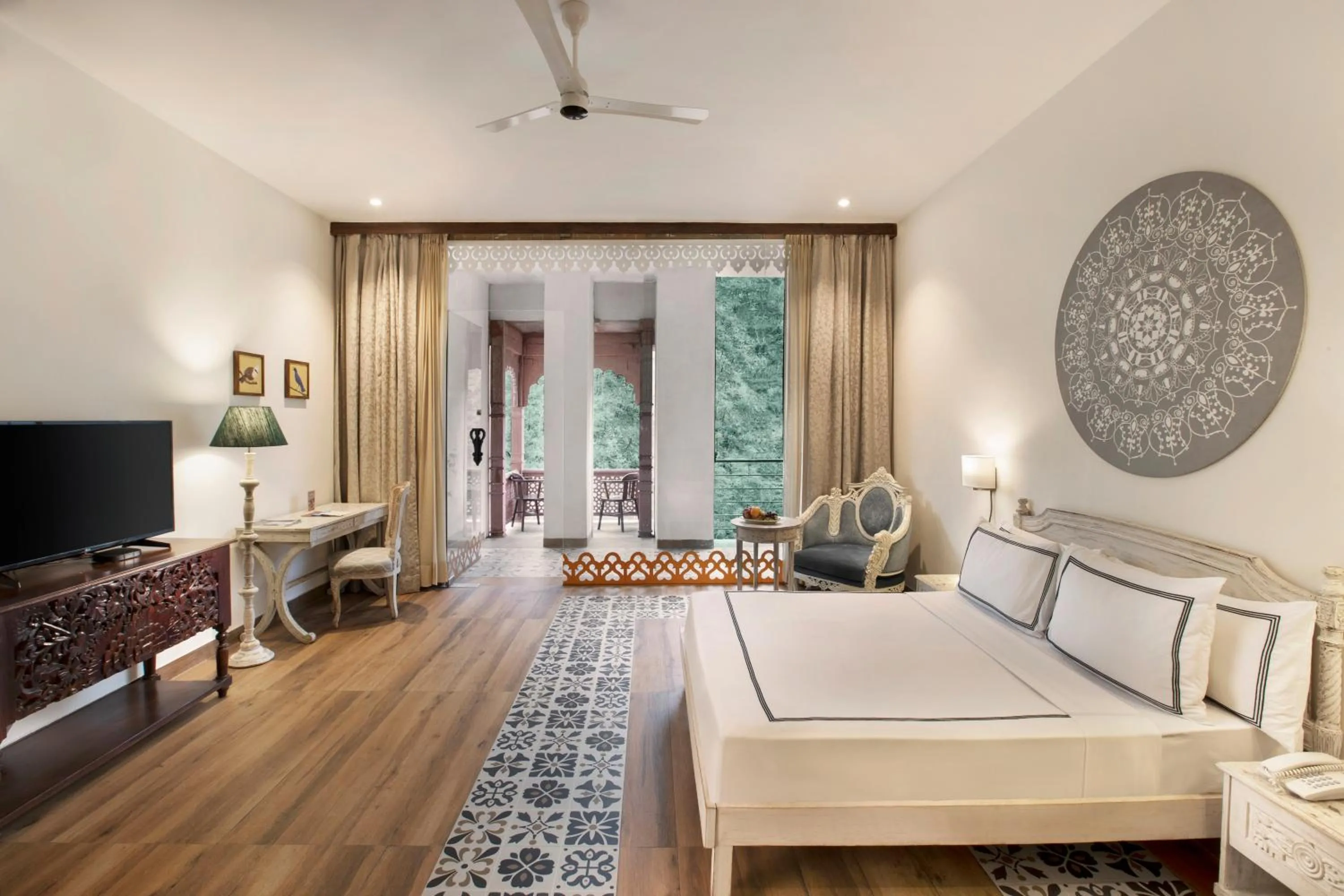 Bed in Raga on the Ganges, Rishikesh