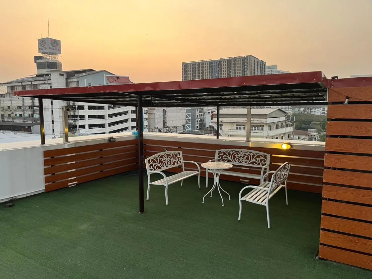 Balcony/Terrace in Sunset Residence Pinklao