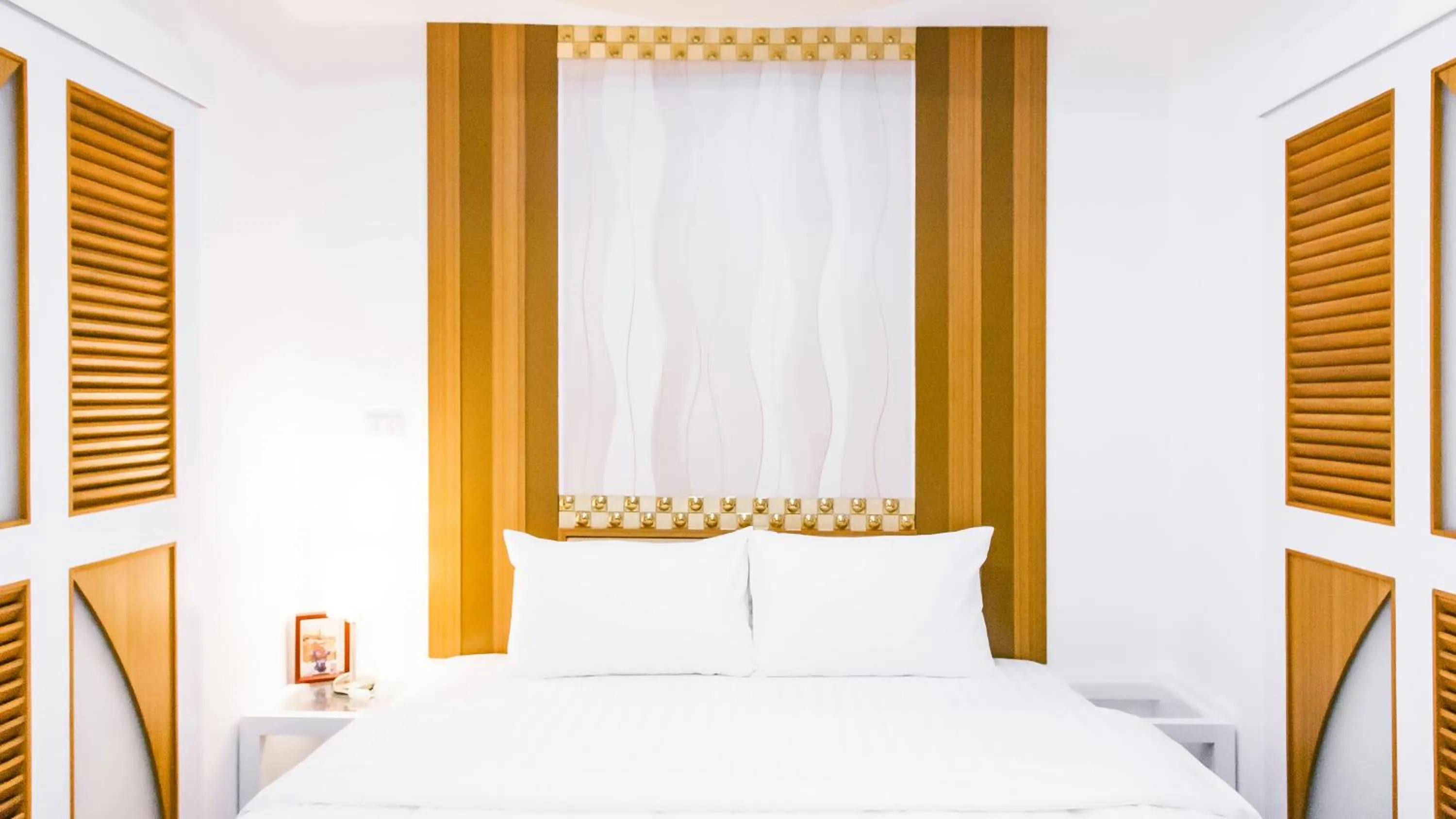 Bedroom, Bed in Sunset Residence Pinklao