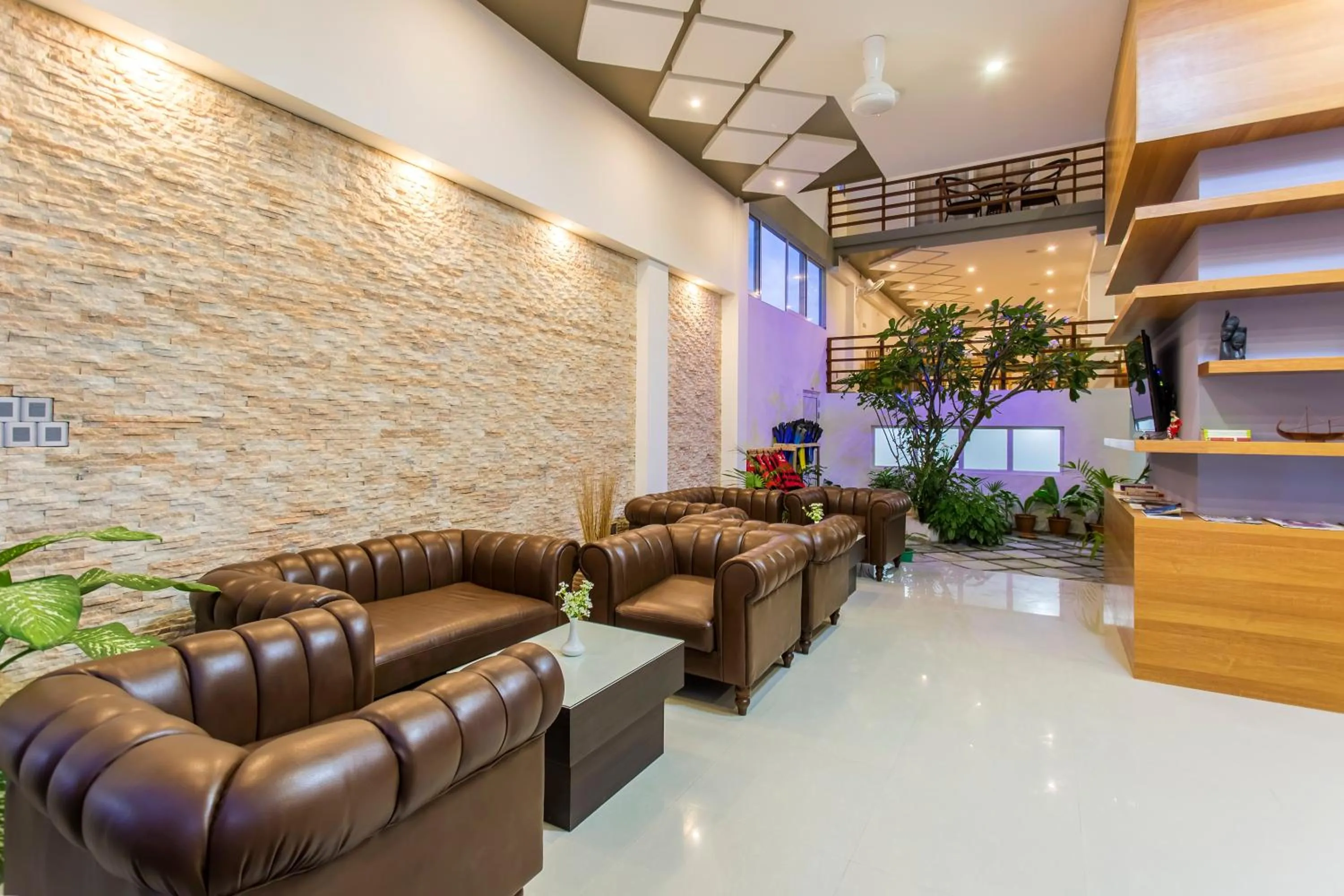 Library in Kuredhi Beach Inn