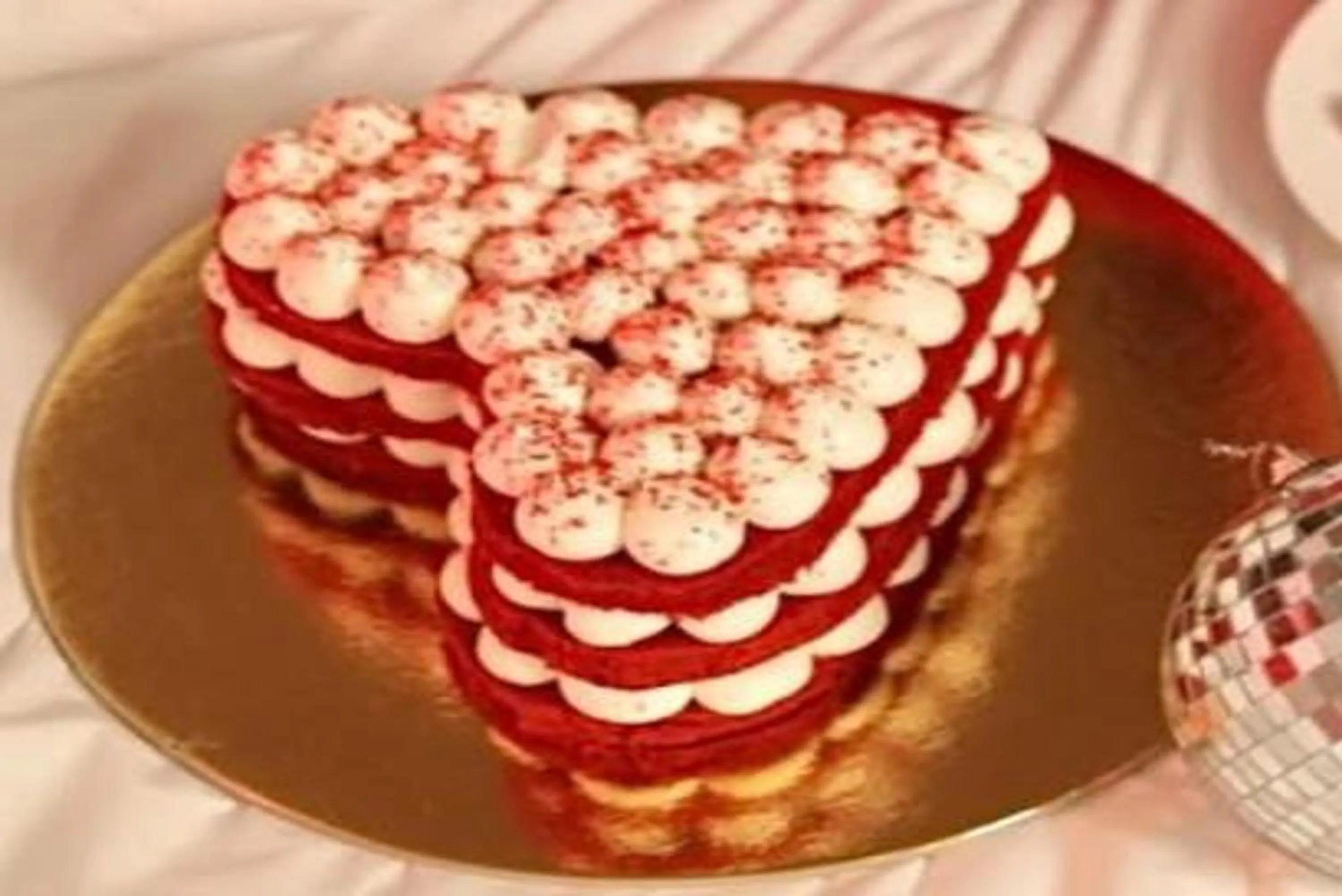 Decorative detail in Serenada Golden Palace - Boutique Hotel