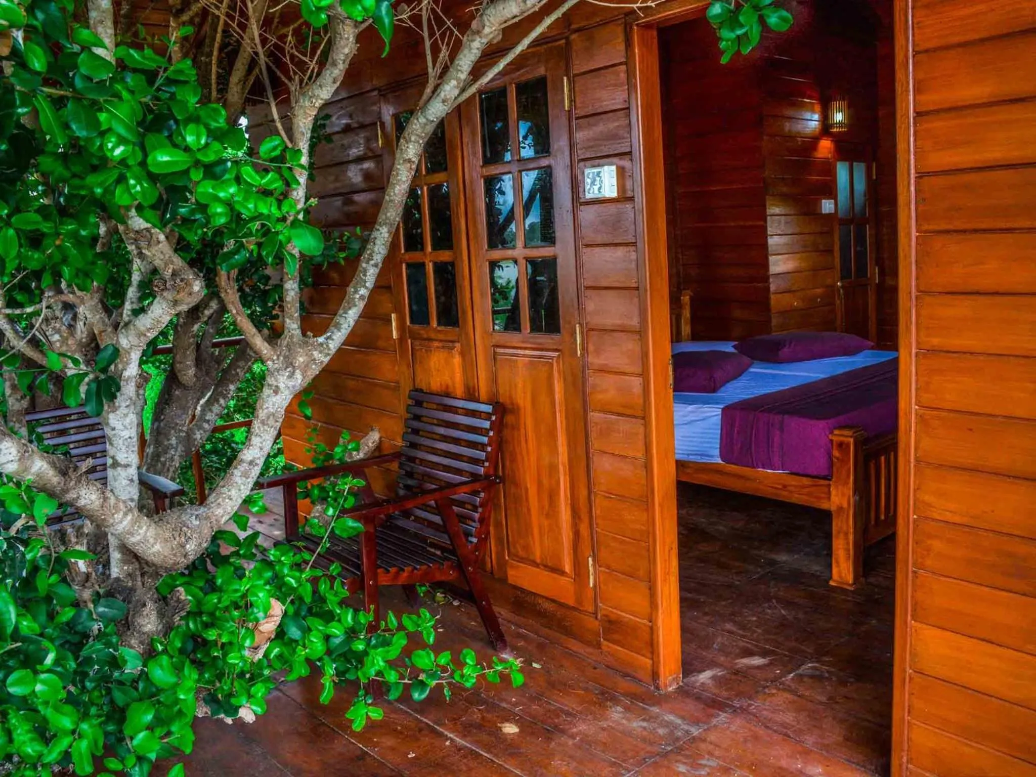 Photo of the whole room, Bed in Lake Villa Resort