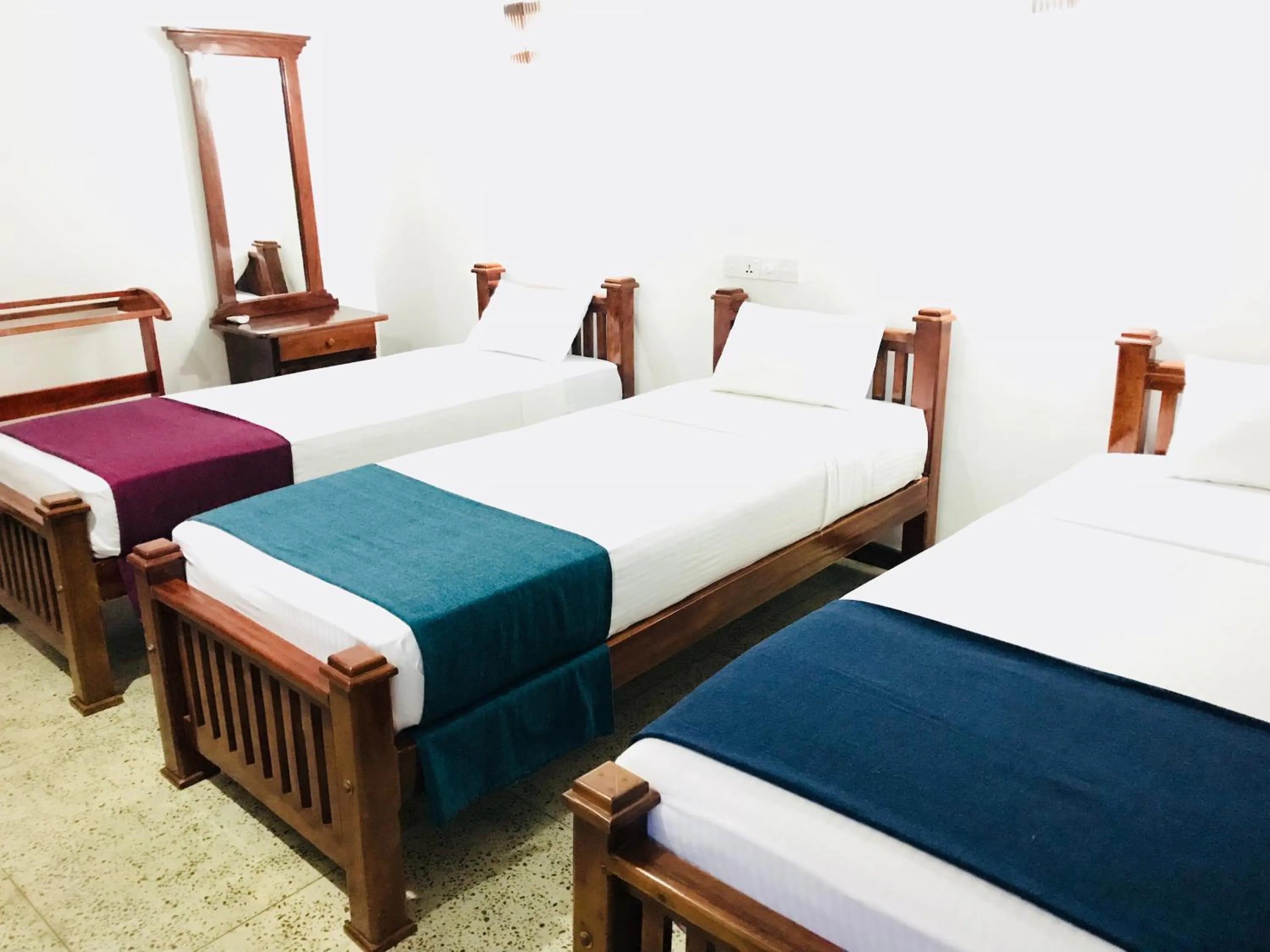 Bedroom, Bed in Lake Villa Resort