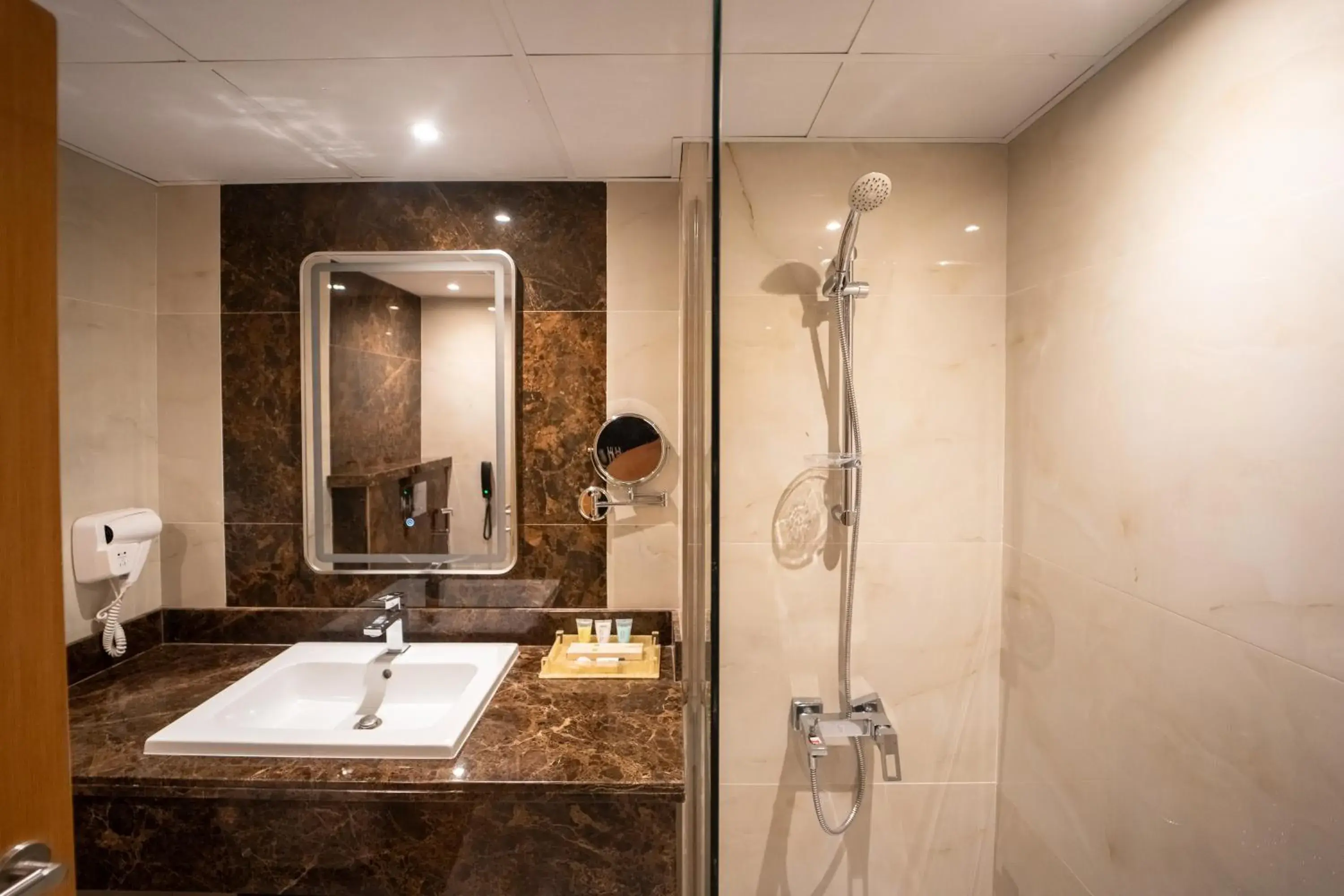 Bathroom in Smana Hotel Al Raffa Bathroom in Smana Hotel Al Raffa