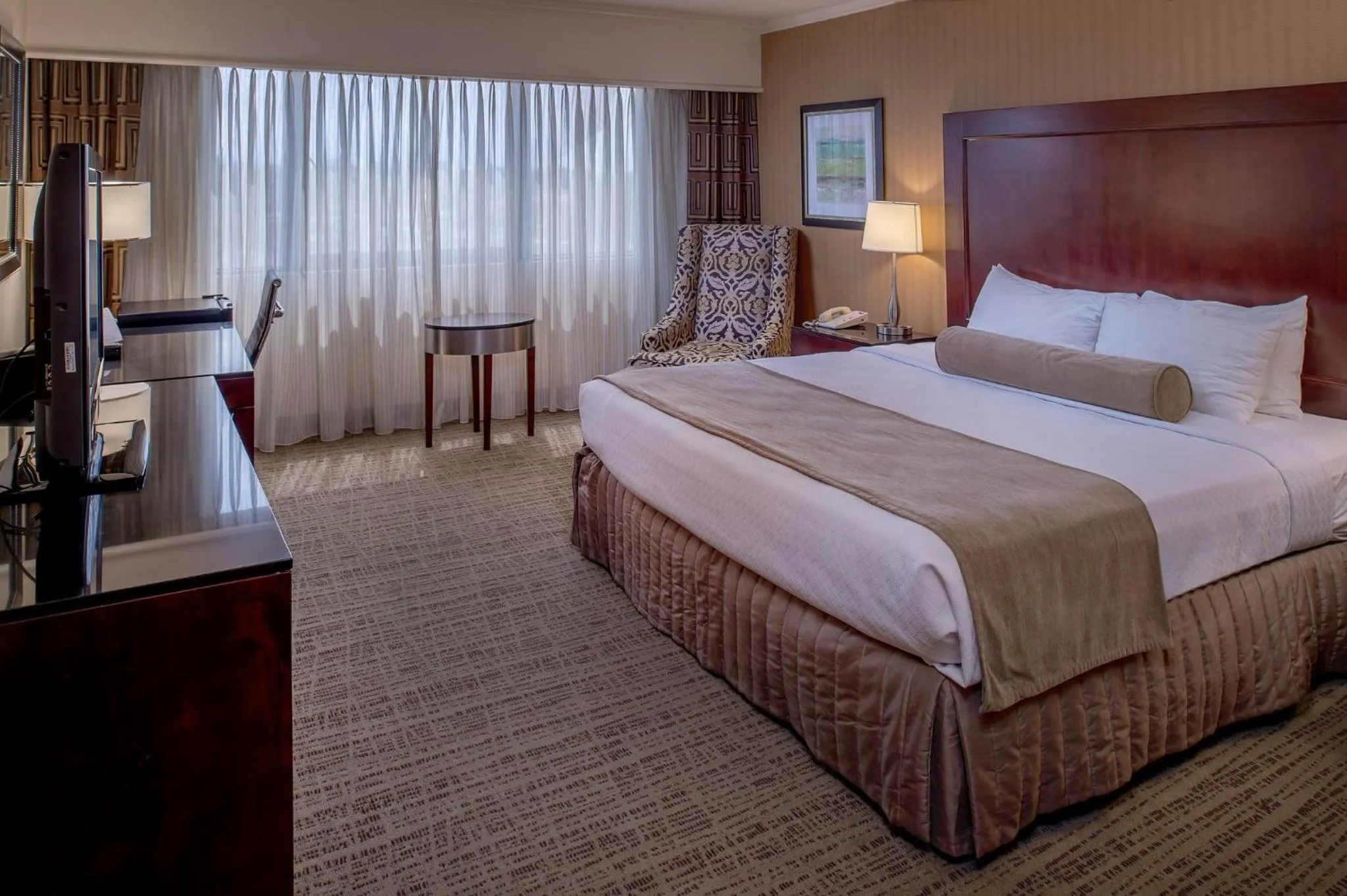Photo of the whole room, Bed in Crowne Plaza Hotel St. Louis Airport by IHG