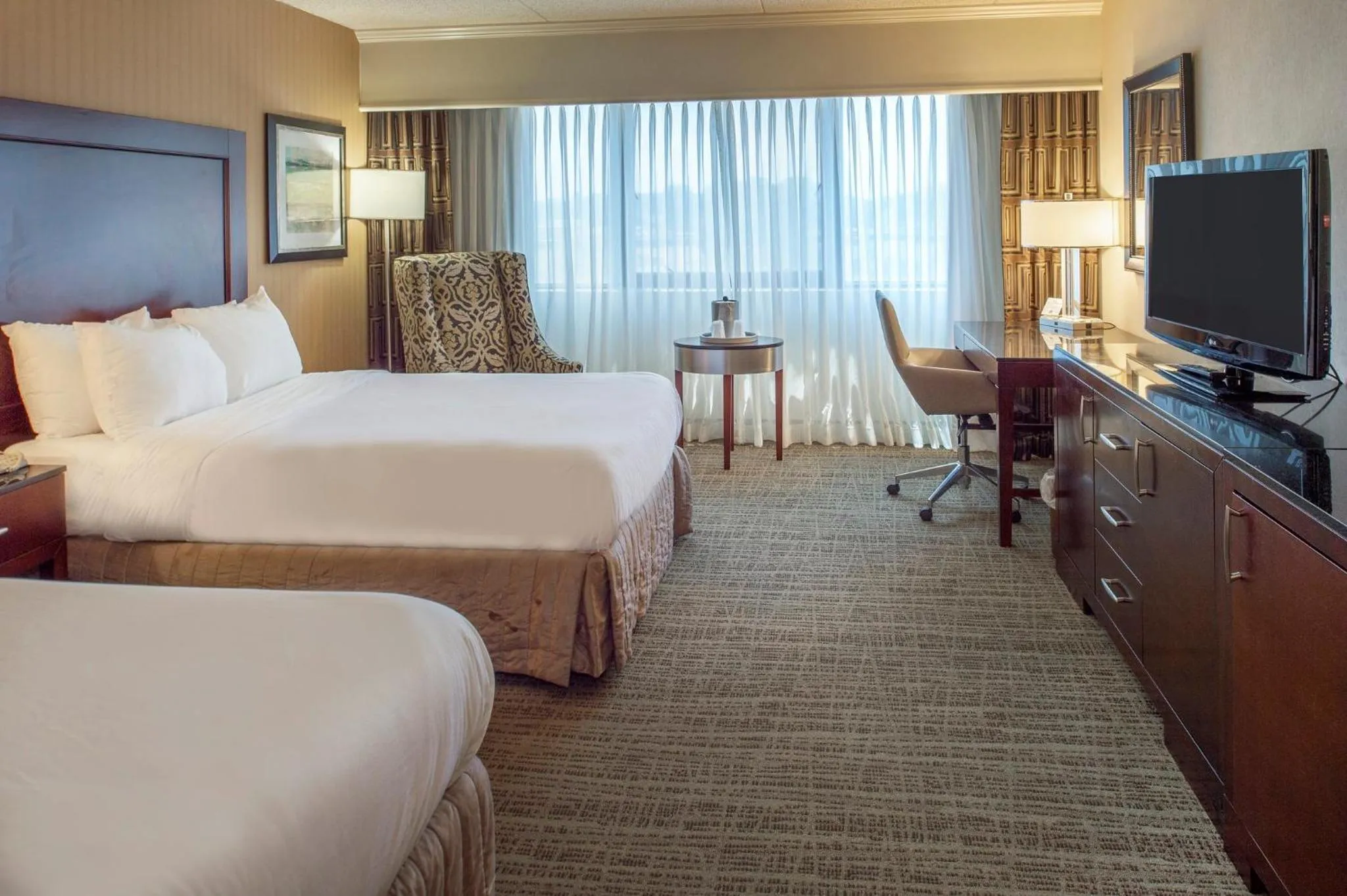 Photo of the whole room, Bed in Crowne Plaza Hotel St. Louis Airport by IHG