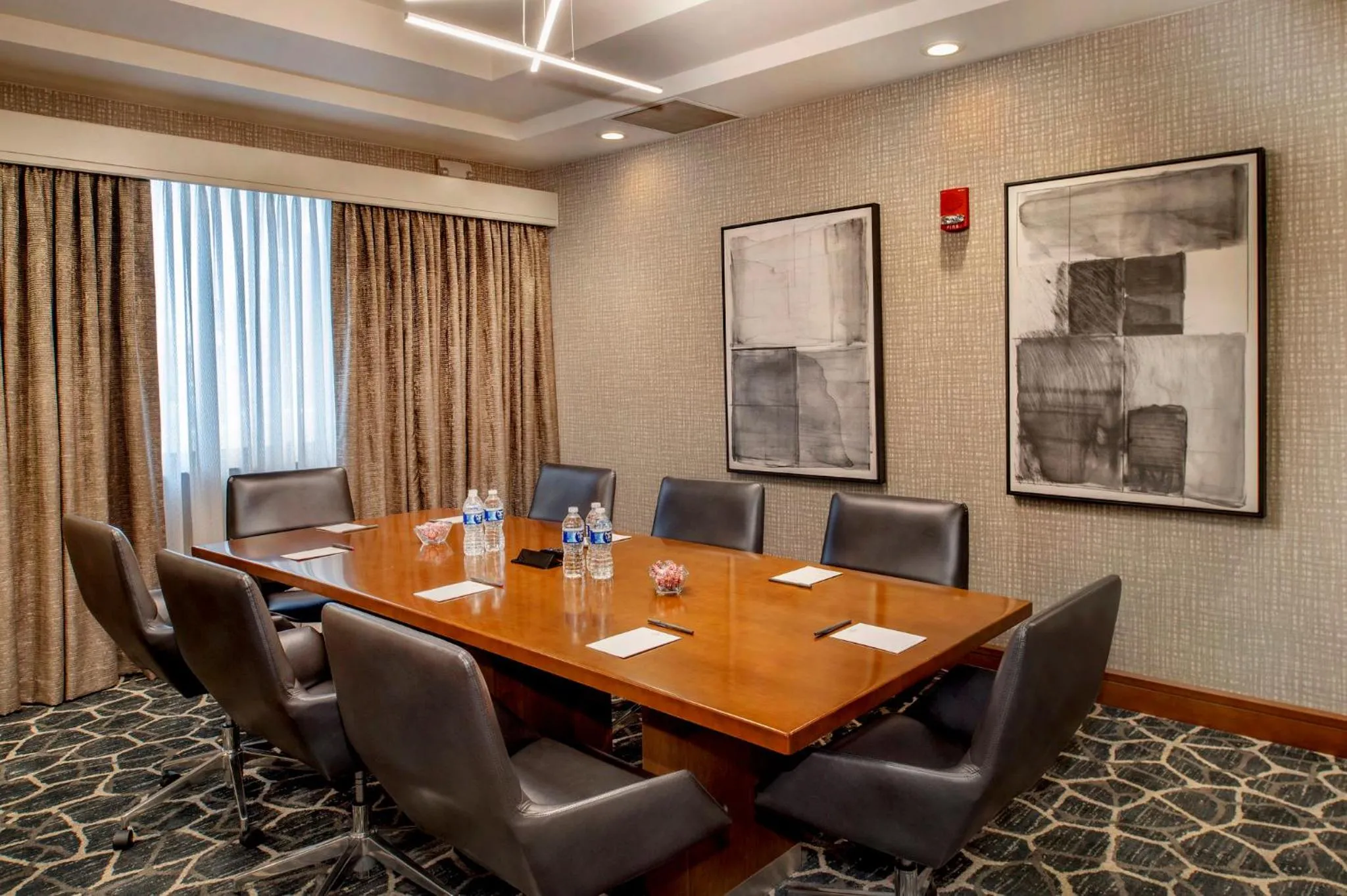 Meeting/conference room in Crowne Plaza Hotel St. Louis Airport by IHG