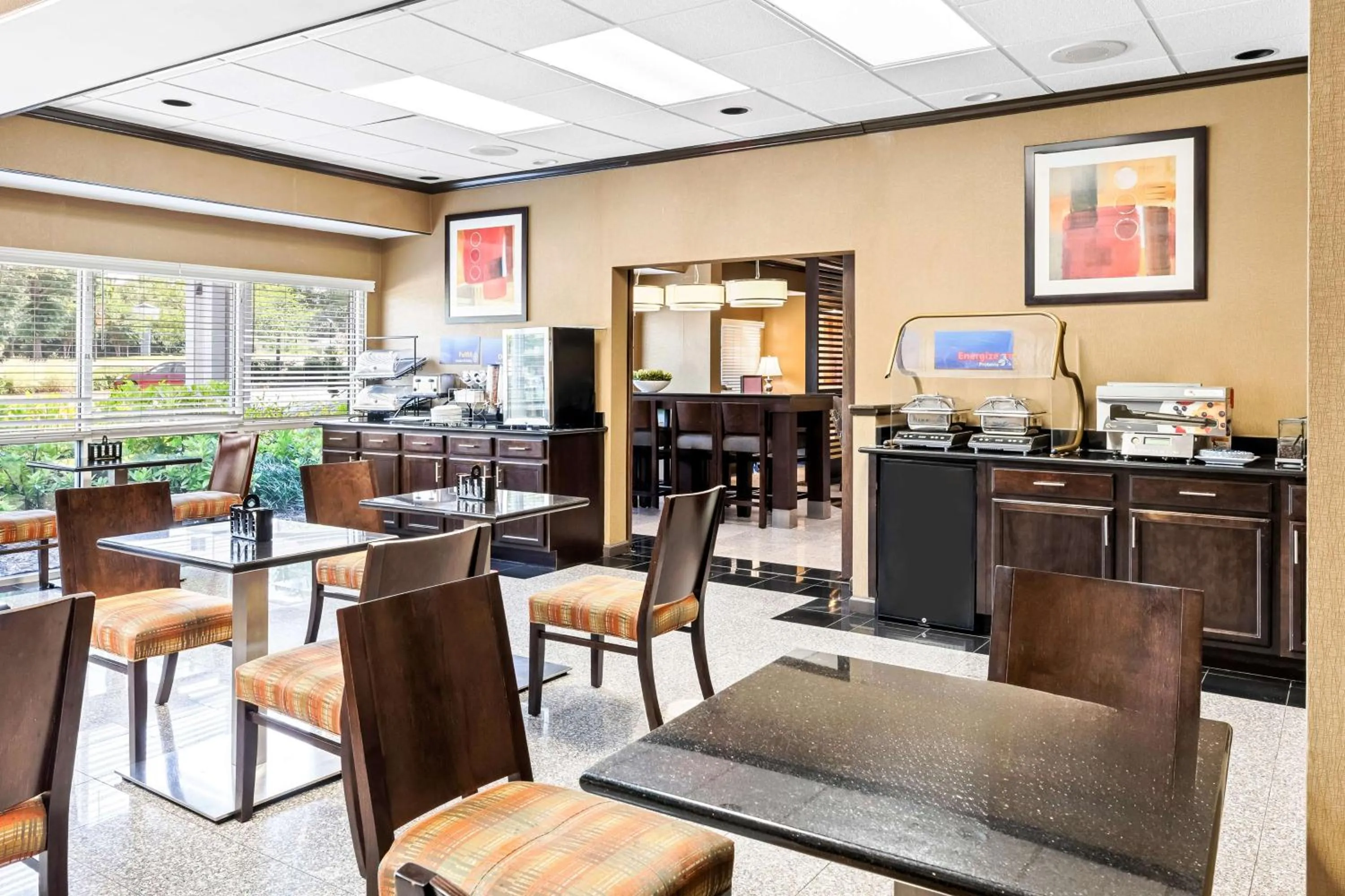 Breakfast in Best Western Gwinnett Center