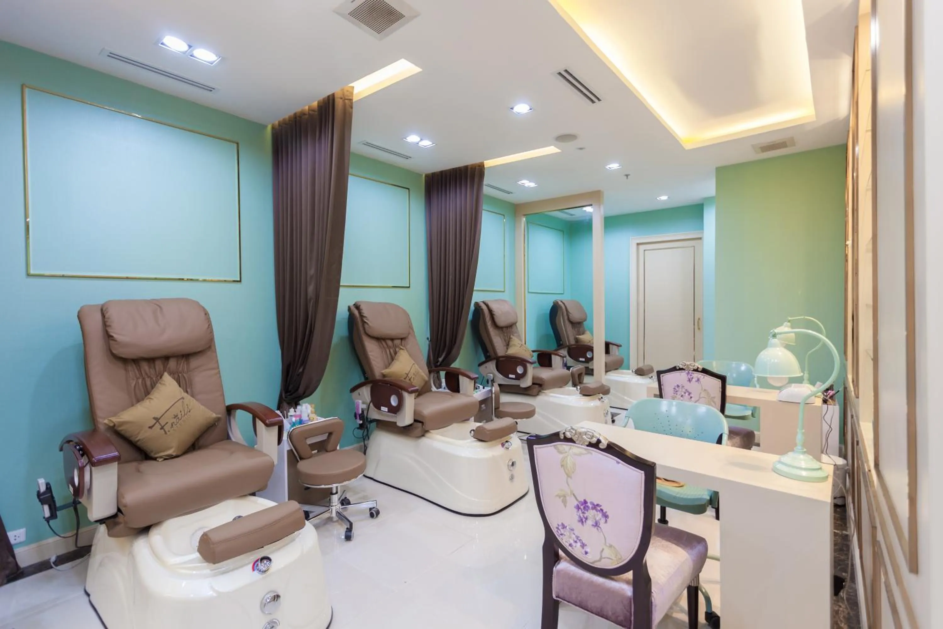 Area and facilities in Grand 5 Hotel & Plaza Sukhumvit Bangkok