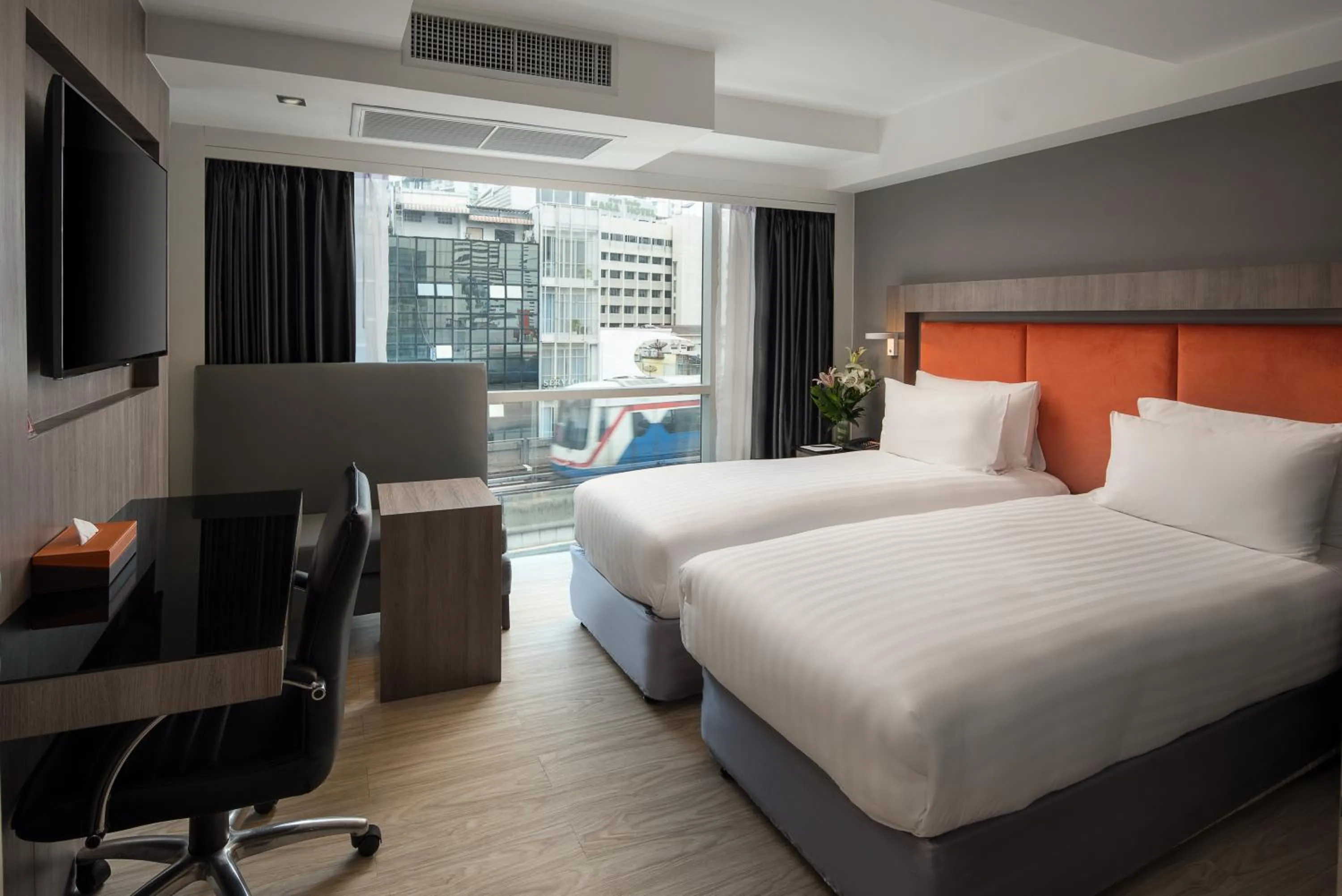 Bedroom, Bed in Grand 5 Hotel & Plaza Sukhumvit Bangkok
