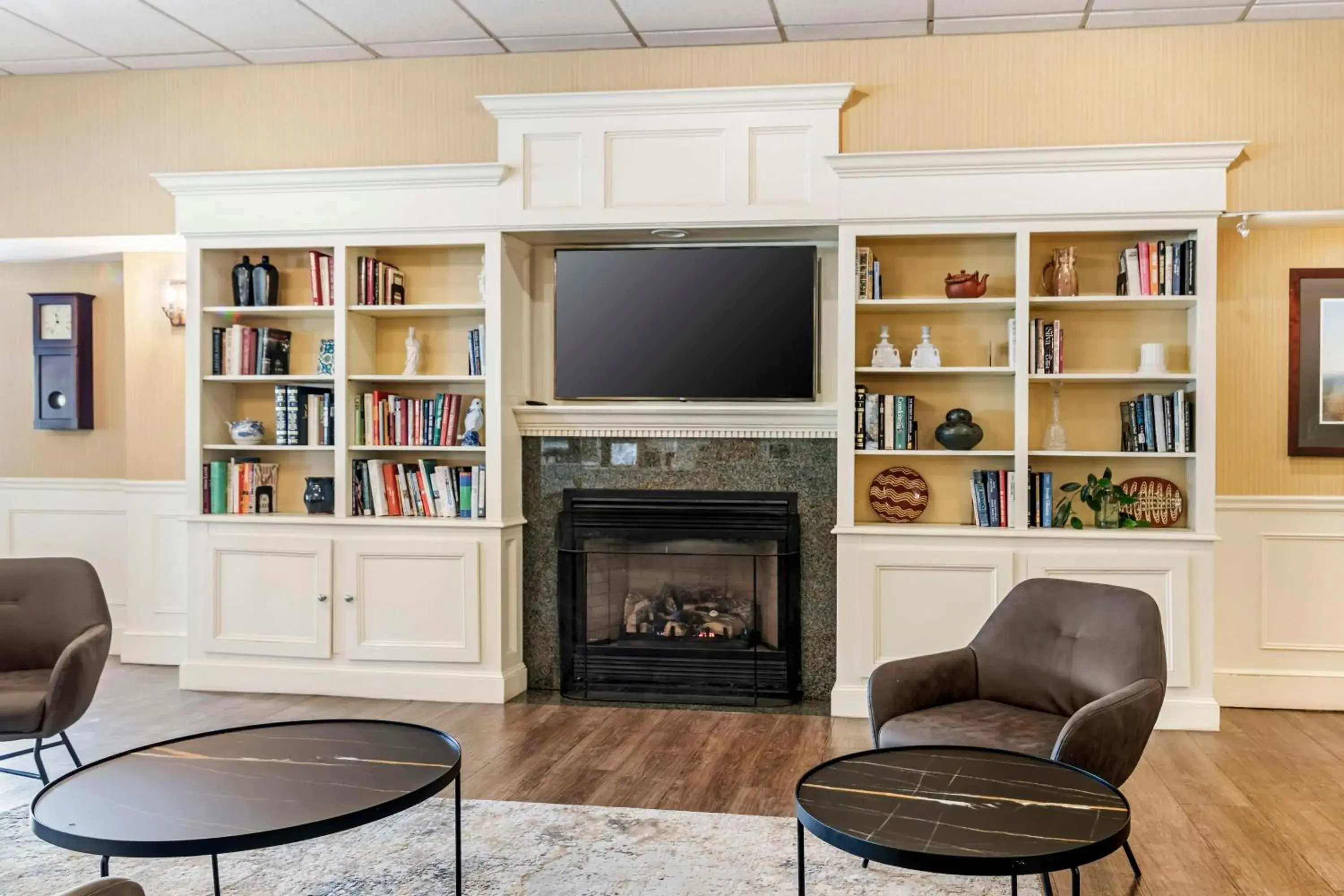 Lobby or reception in Best Western Springfield Hotel Lobby or reception in Best Western Springfield Hotel