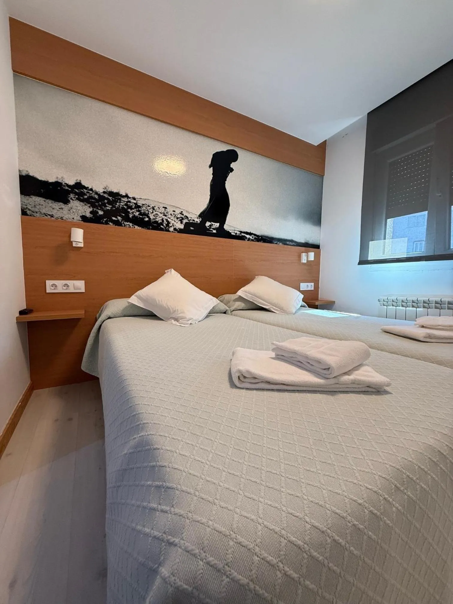 Bed in Pension Restaurante Casa Camiño