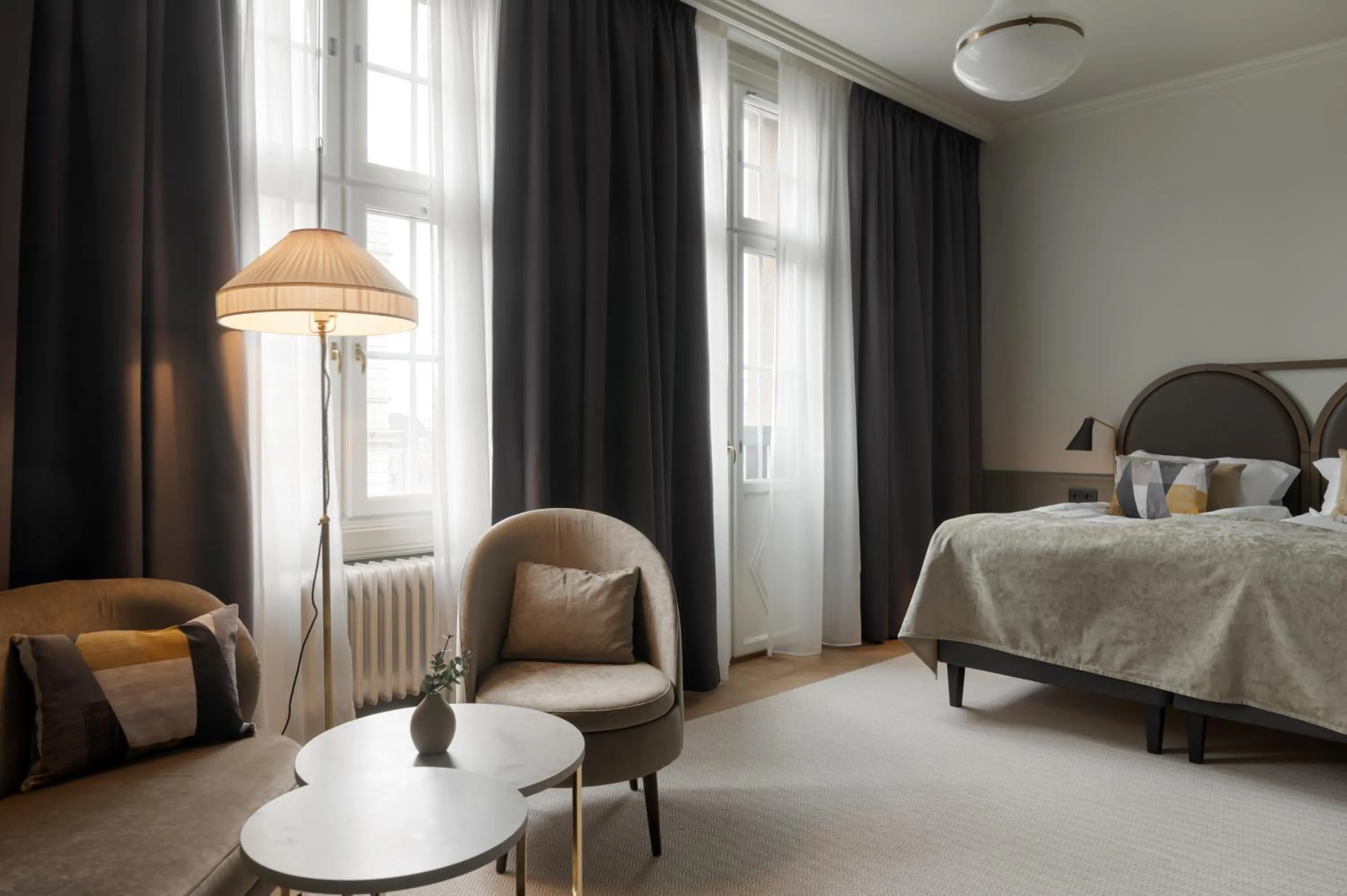 Photo of the whole room, Bed in Elite Hotel Savoy