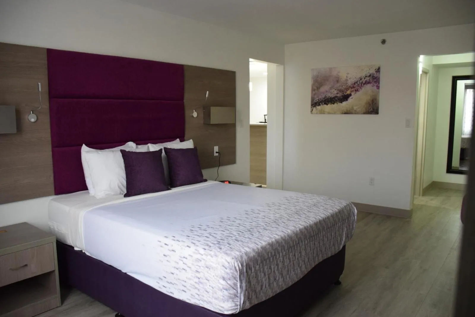 E Hotel Banquet & Conference Center