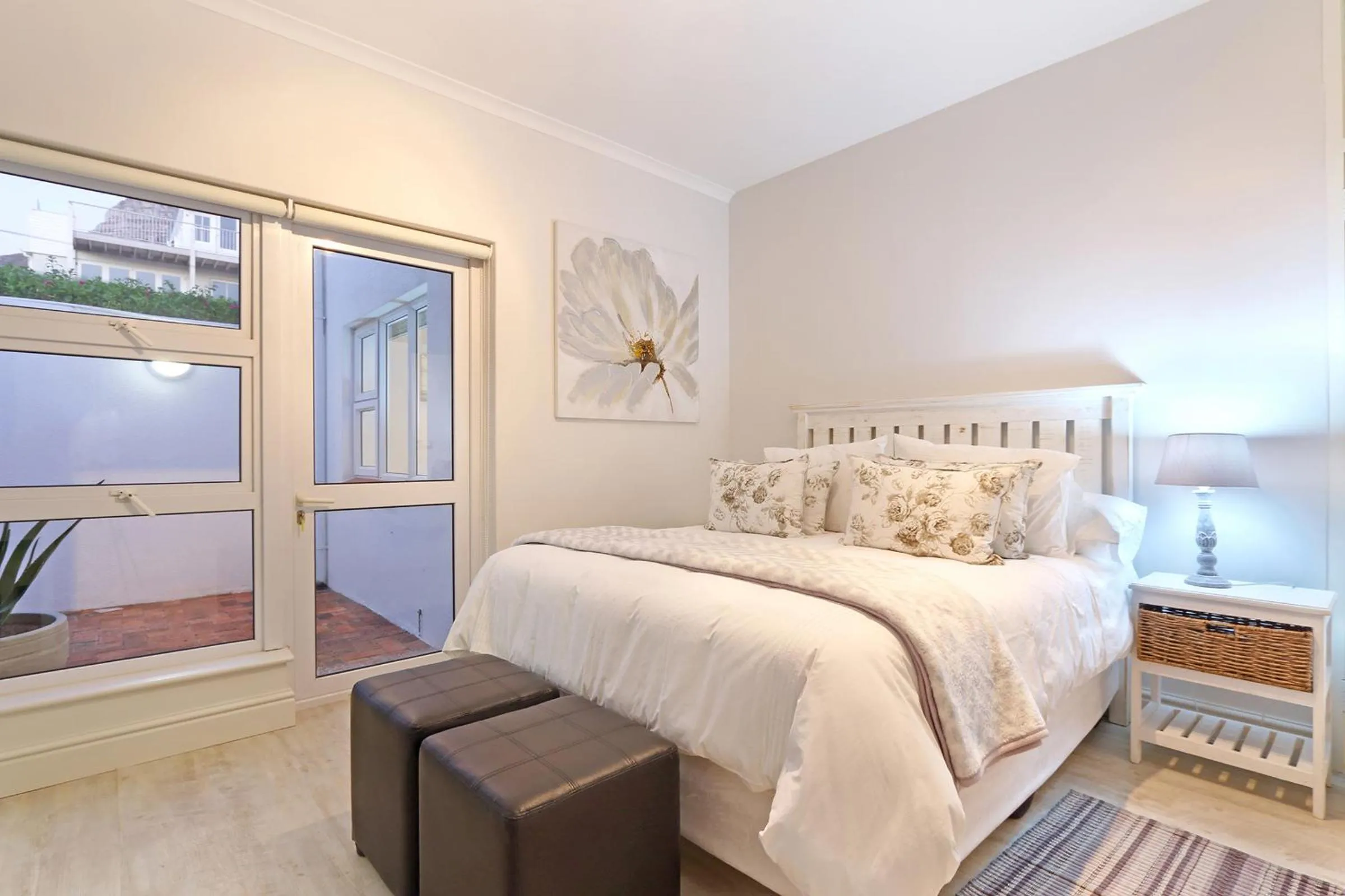 Bedroom, Bed in Camps Bay Beach Apartment
