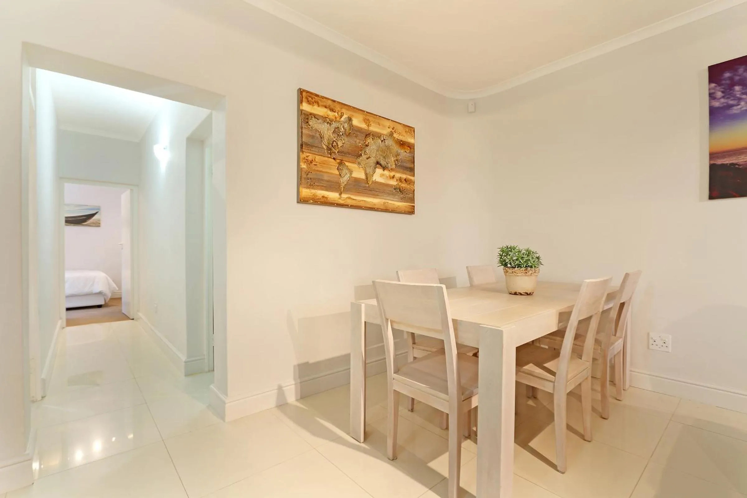 Lounge or bar in Camps Bay Beach Apartment