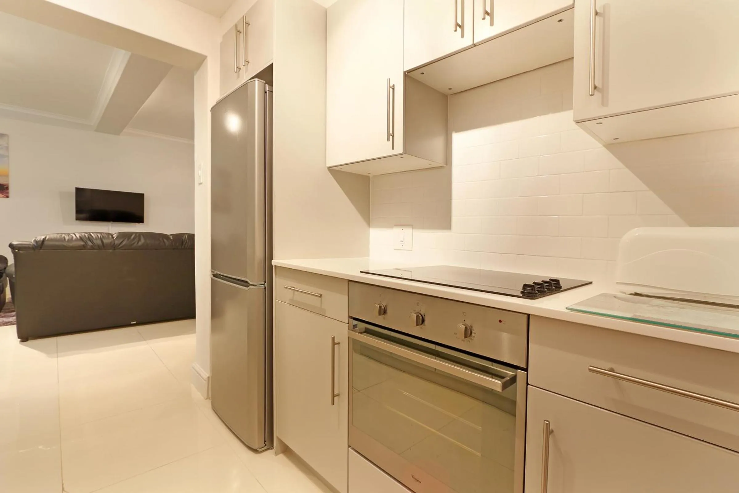 Kitchen or kitchenette in Camps Bay Beach Apartment