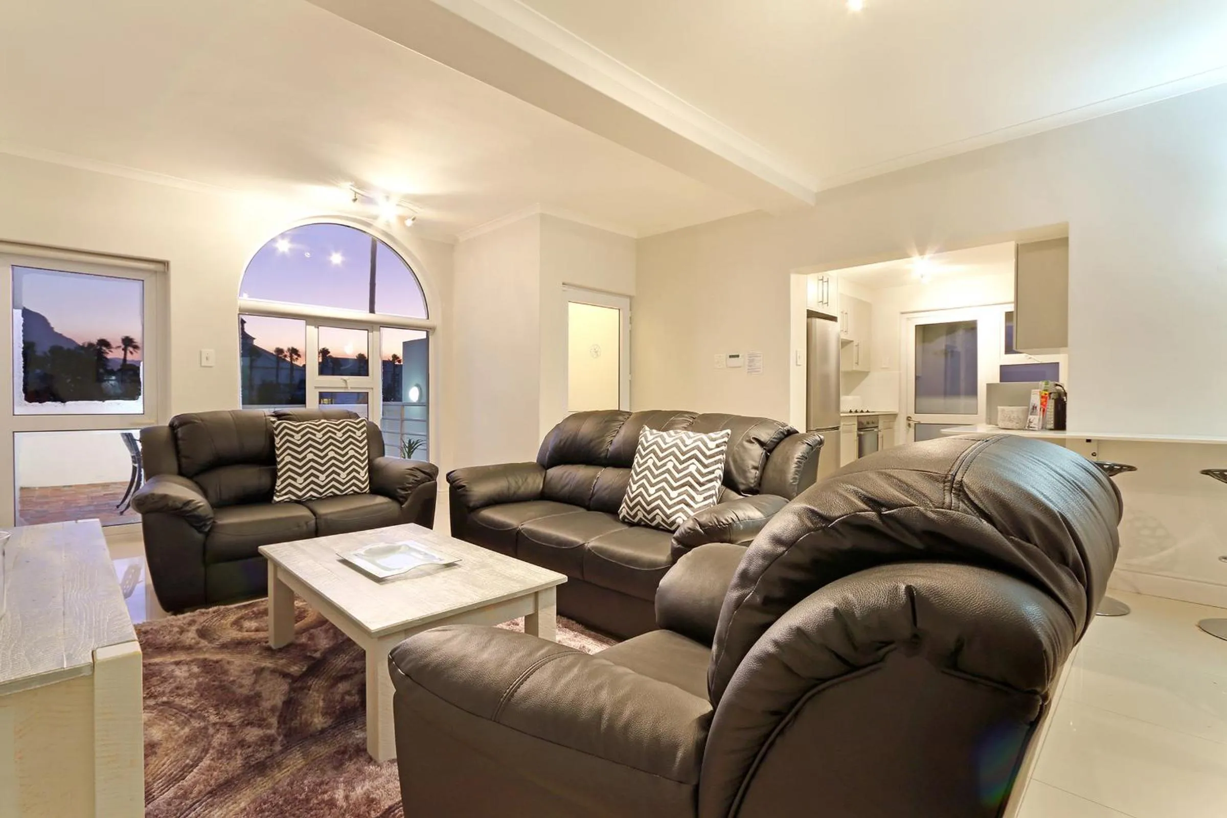 Lounge or bar in Camps Bay Beach Apartment